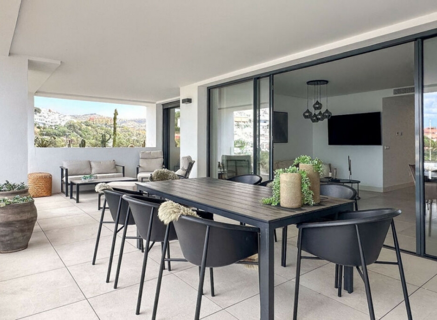 Další prodej - Apartment -
Artola