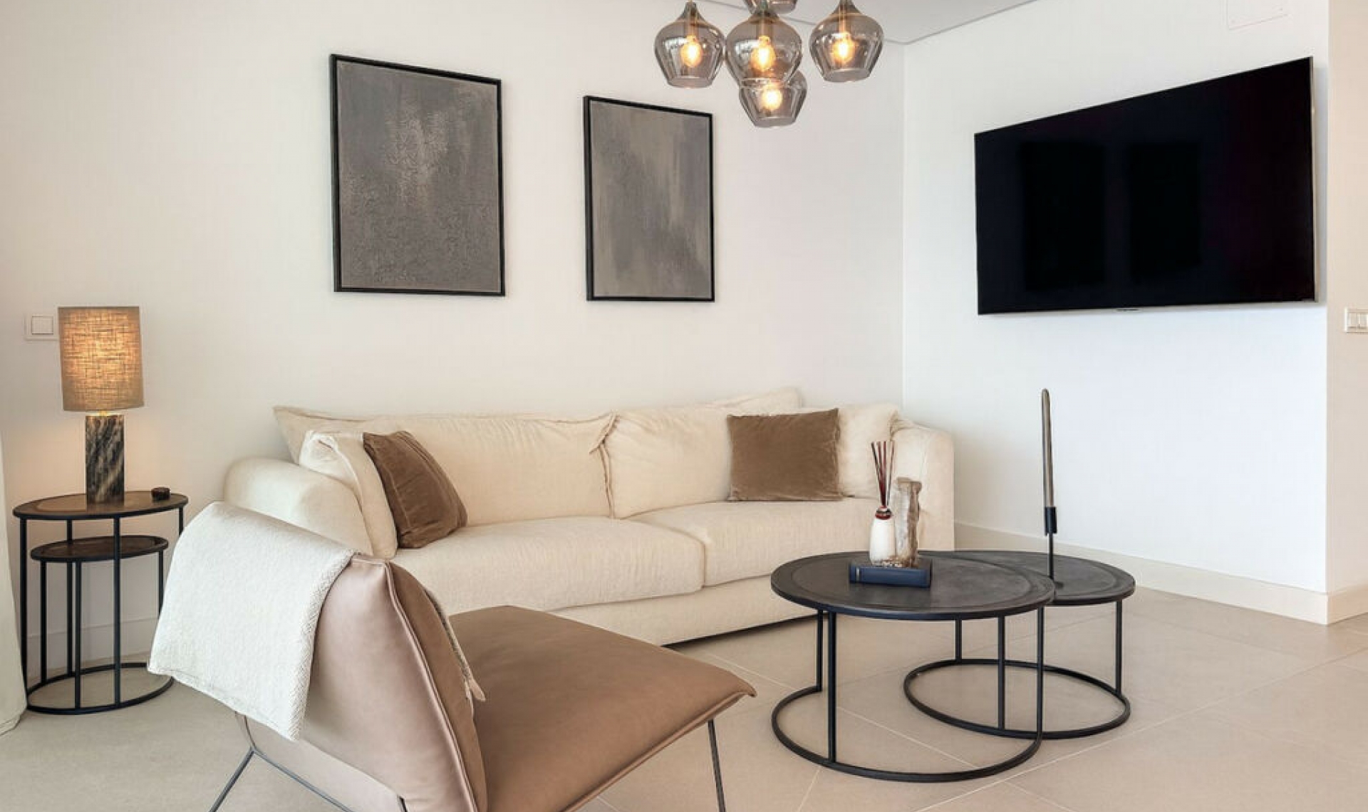 Další prodej - Apartment -
Artola