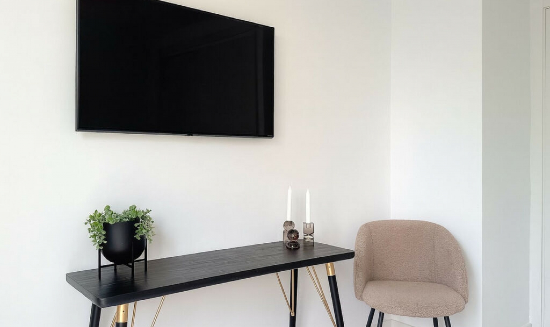 Další prodej - Apartment -
Artola