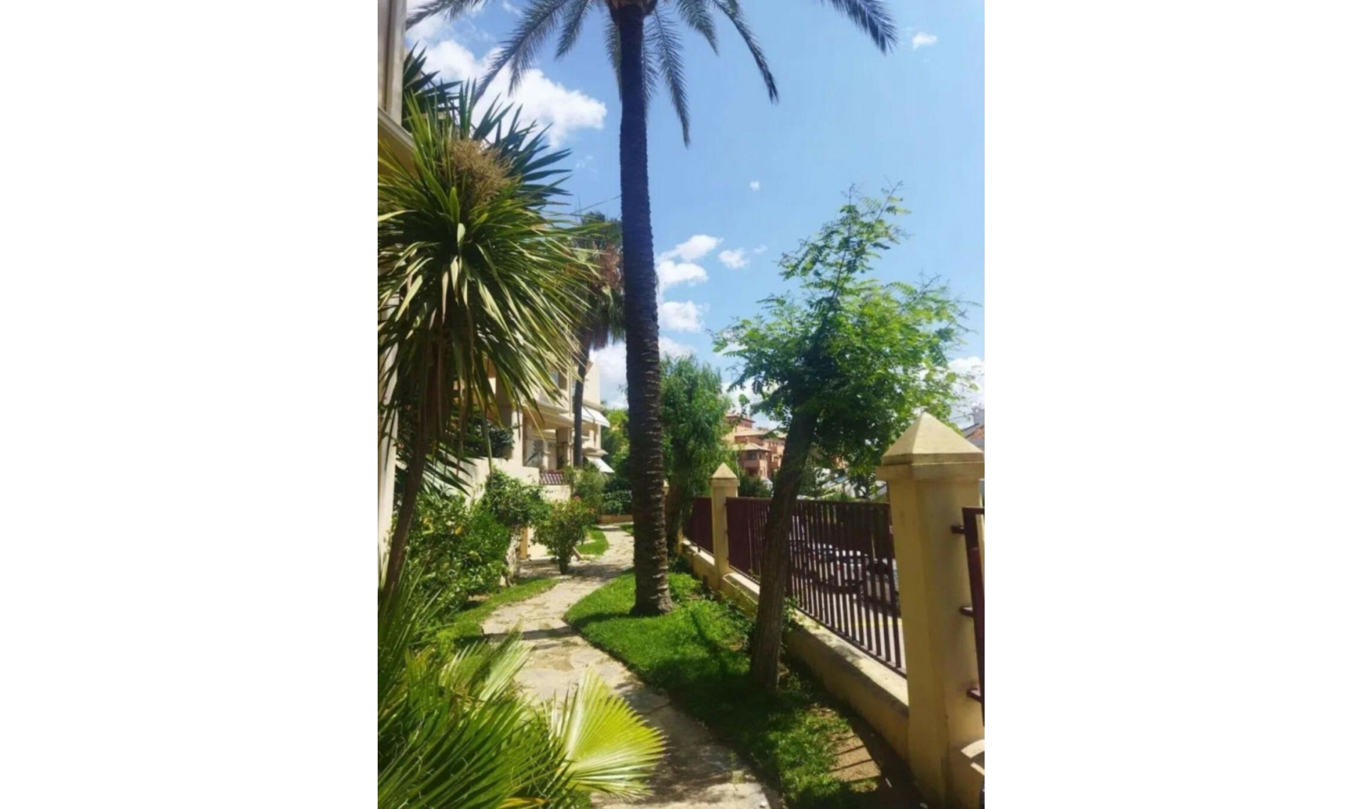Další prodej - Apartment -
Bel Air