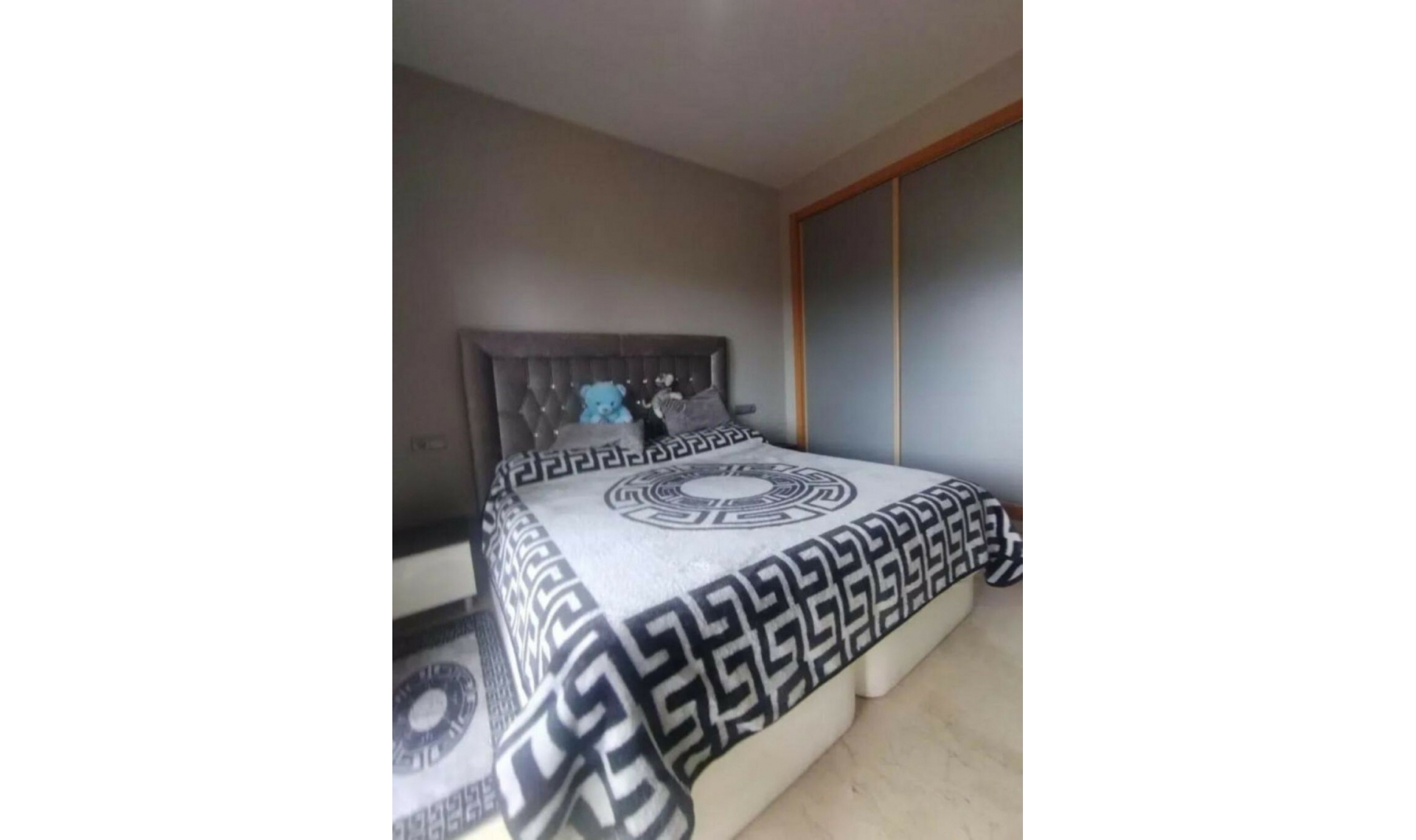 Další prodej - Apartment -
Bel Air