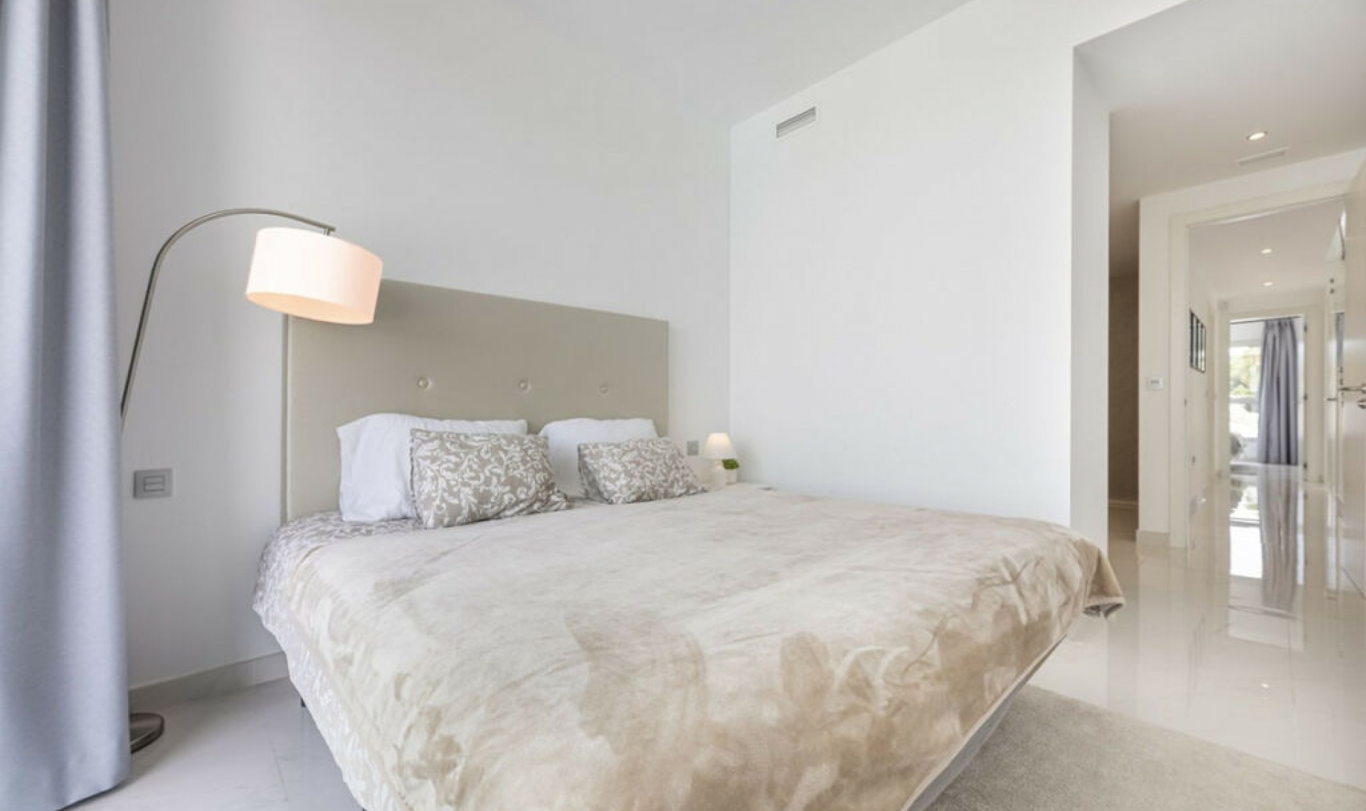 Další prodej - Apartment -
Bel Air