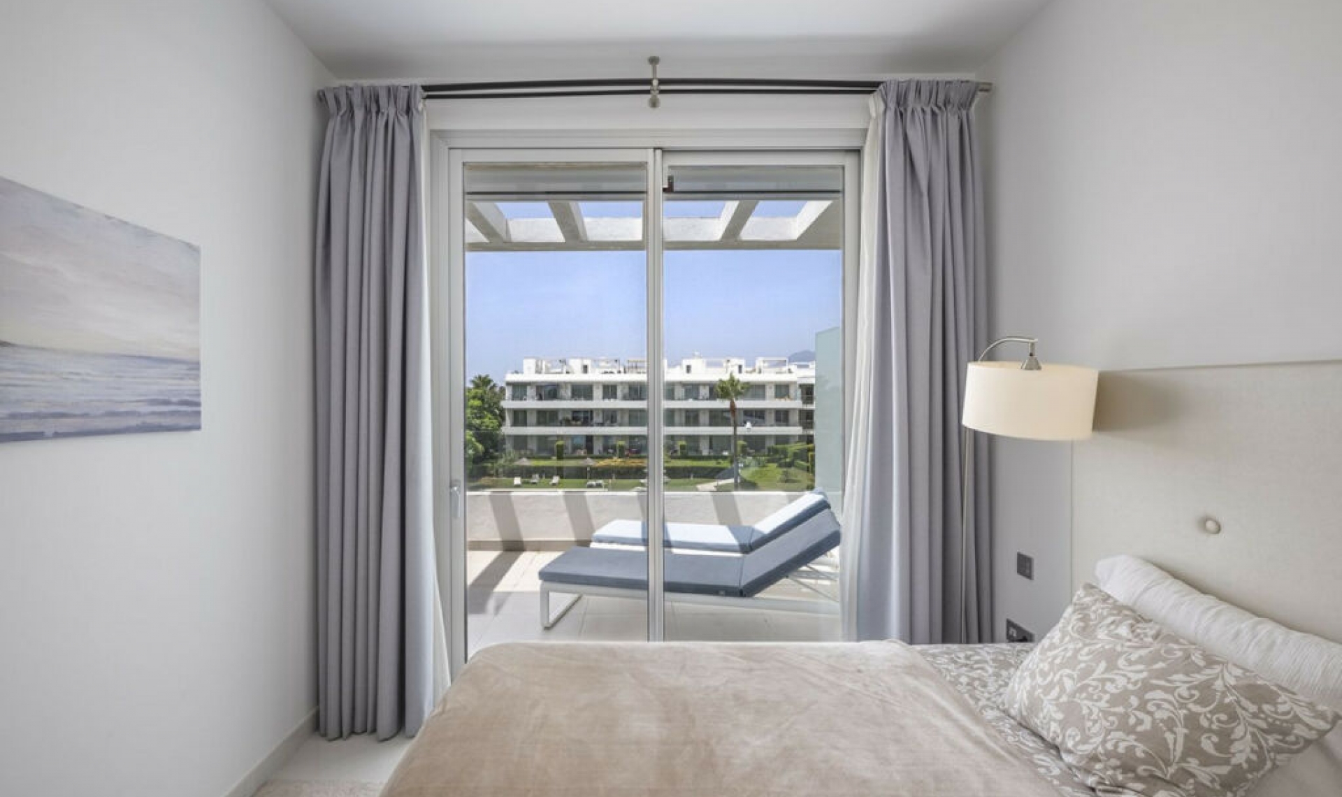 Další prodej - Apartment -
Bel Air