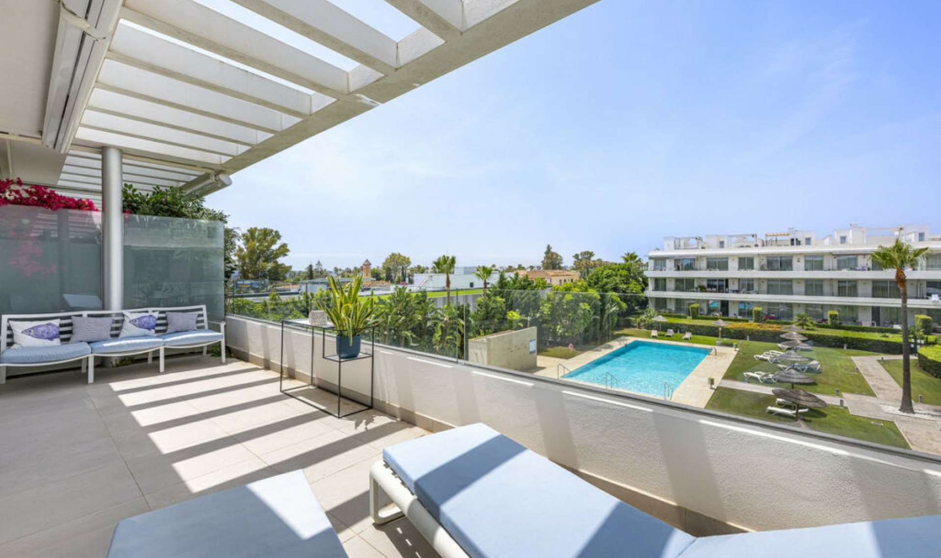 Další prodej - Apartment -
Bel Air