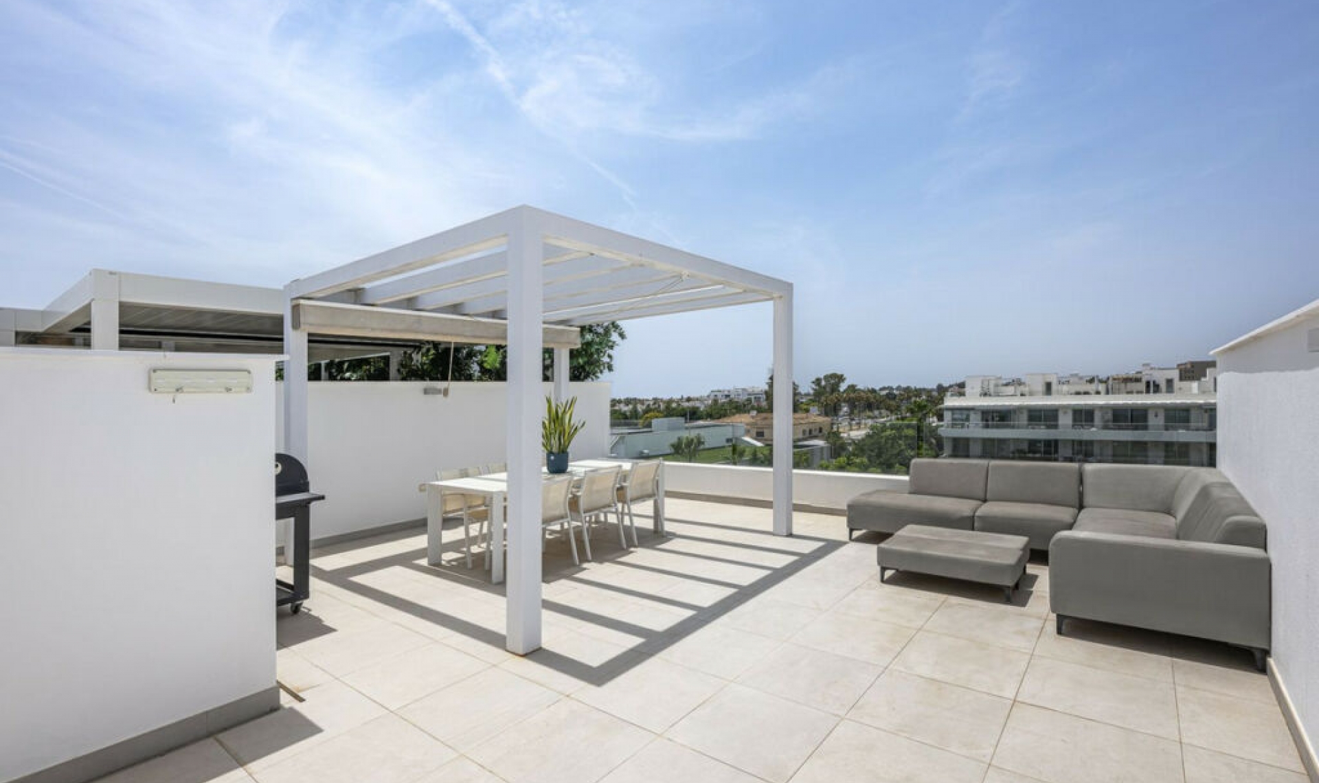 Další prodej - Apartment -
Bel Air