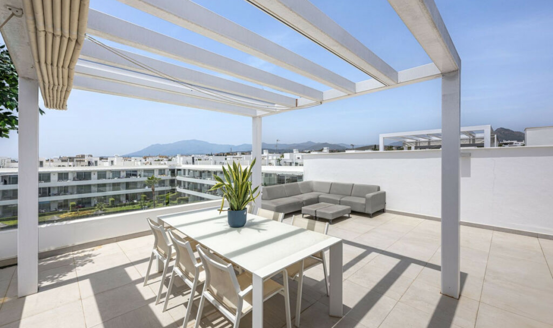 Další prodej - Apartment -
Bel Air