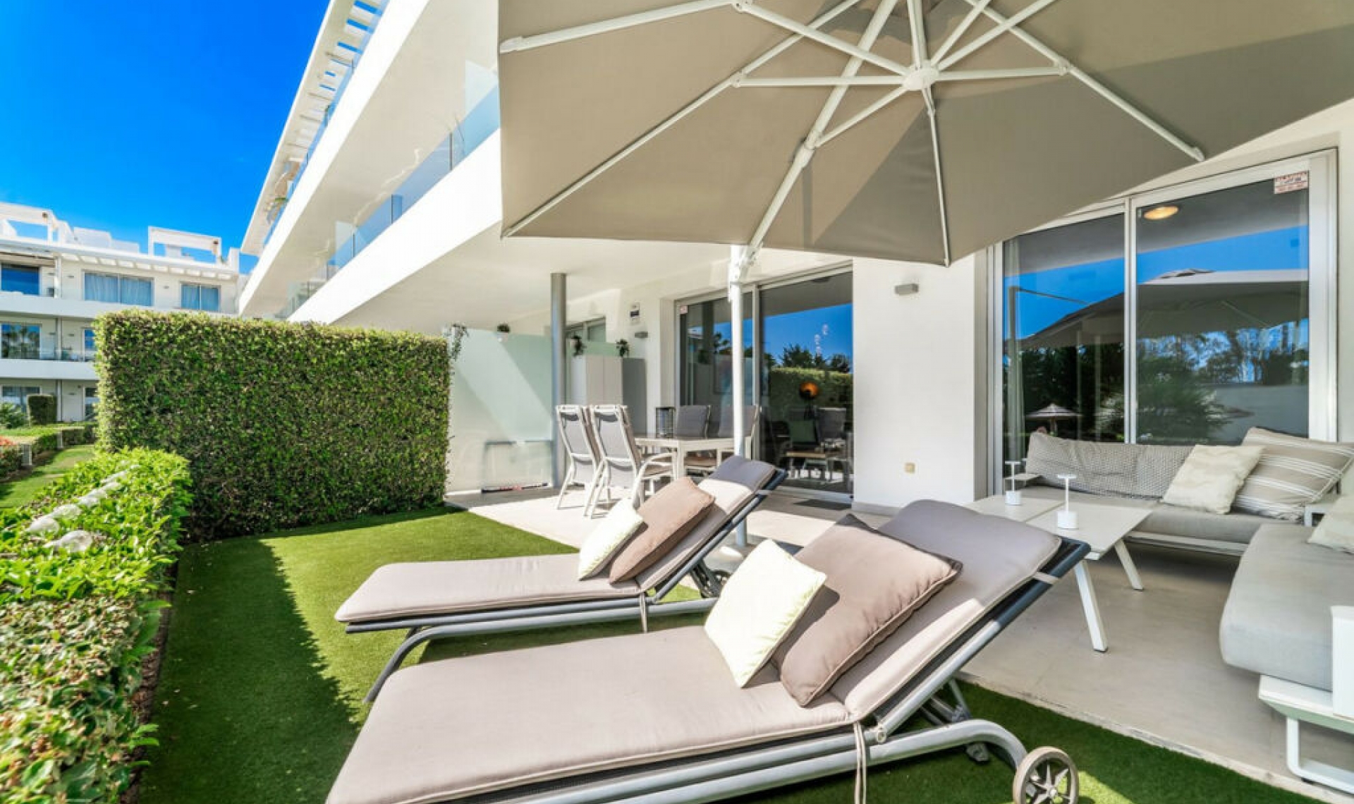 Další prodej - Apartment -
Bel Air