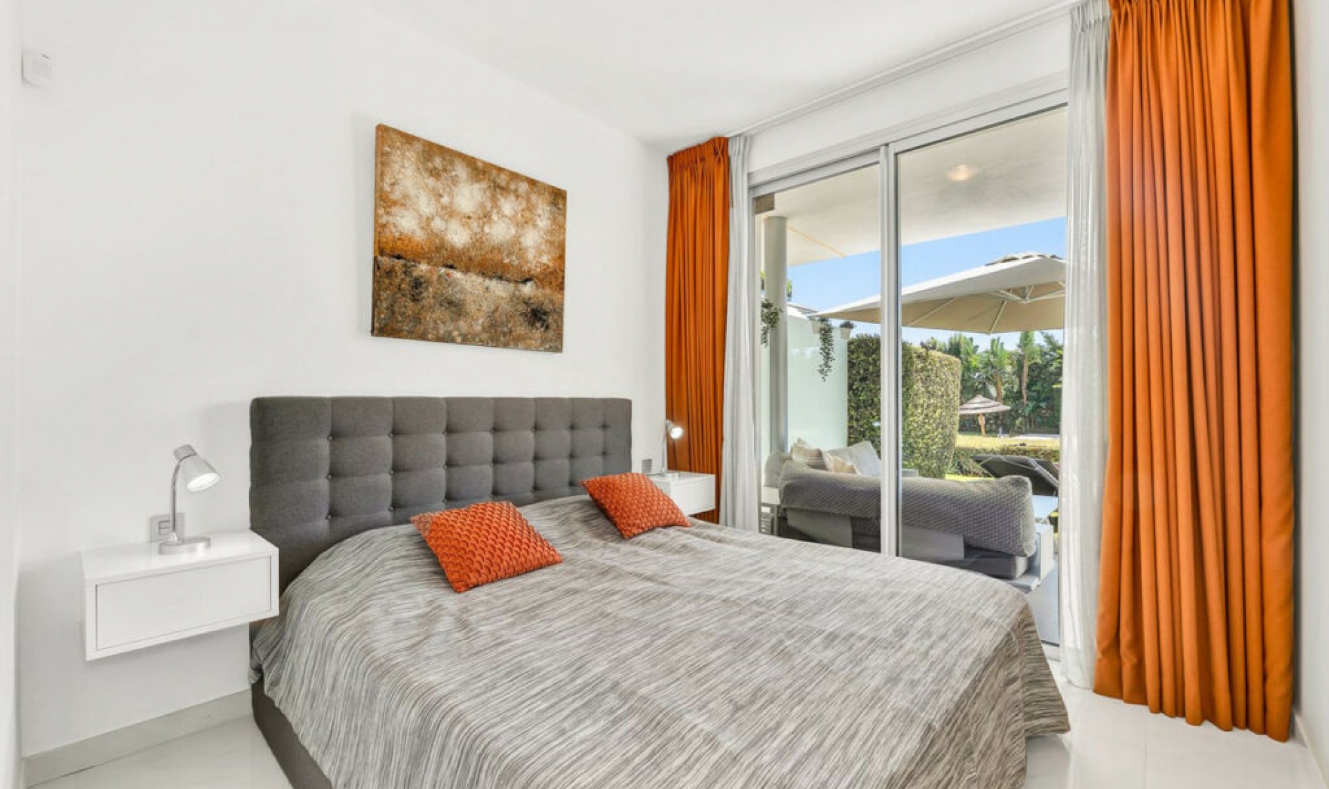 Další prodej - Apartment -
Bel Air
