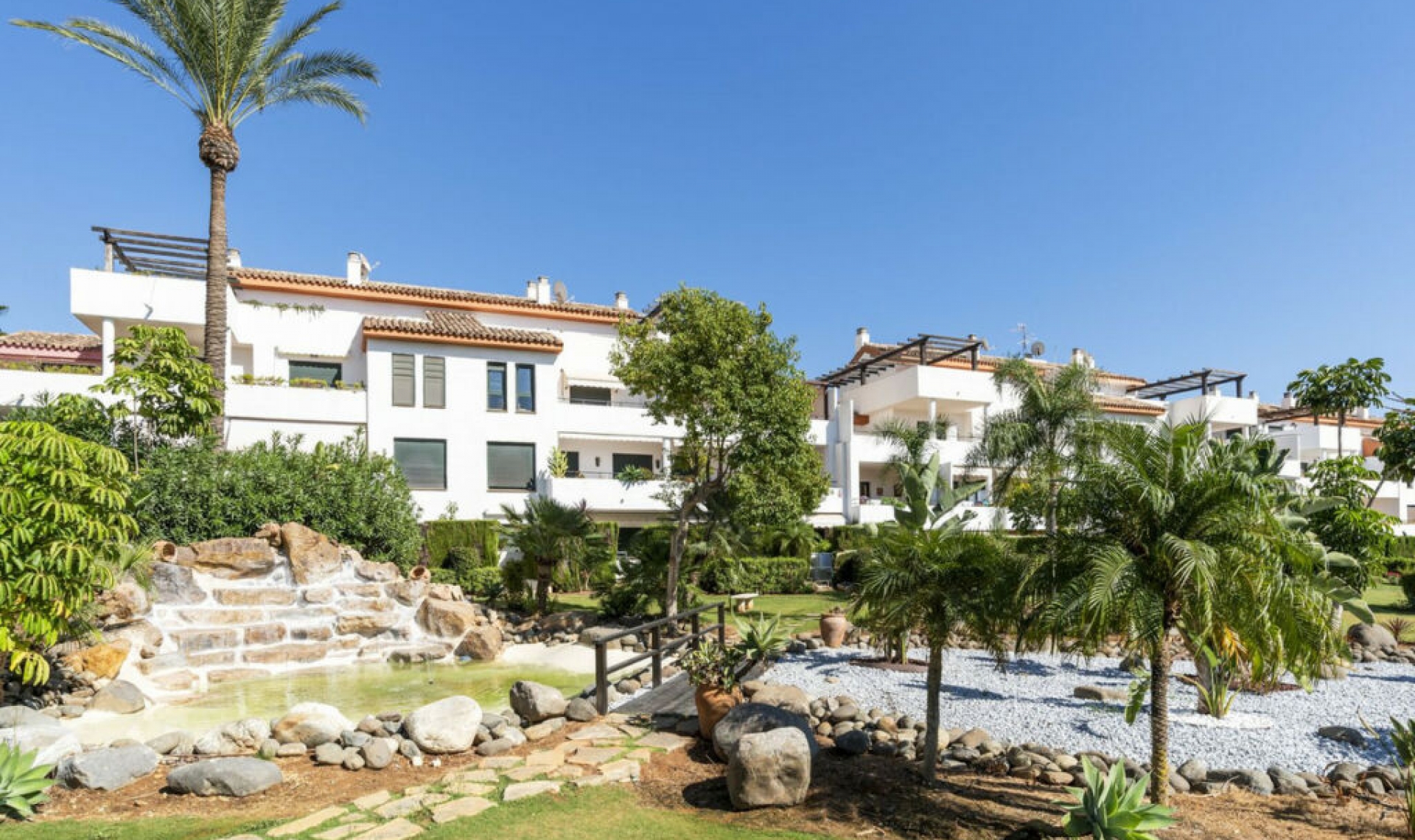 Další prodej - Apartment -
Bel Air