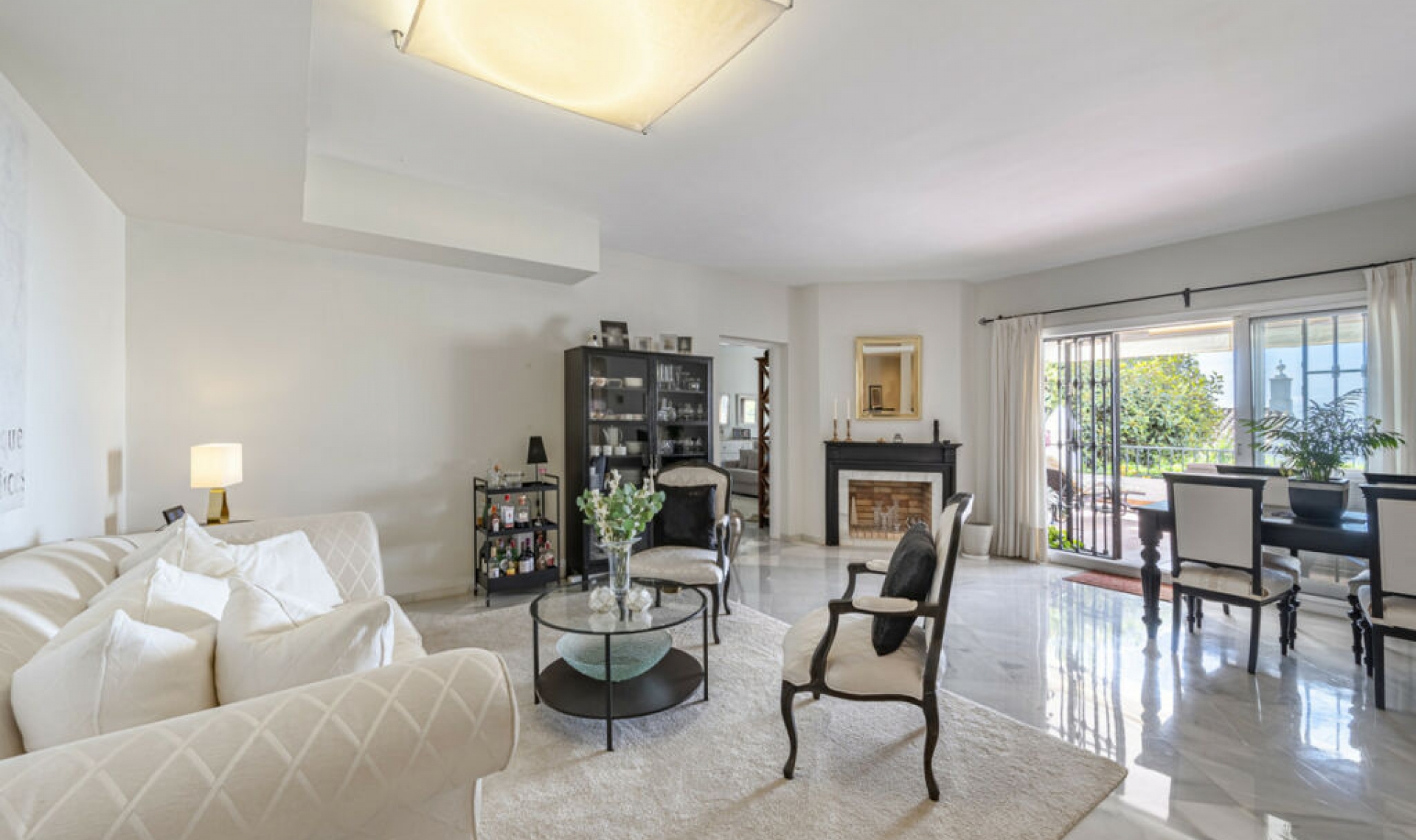 Další prodej - Apartment -
Benahavís