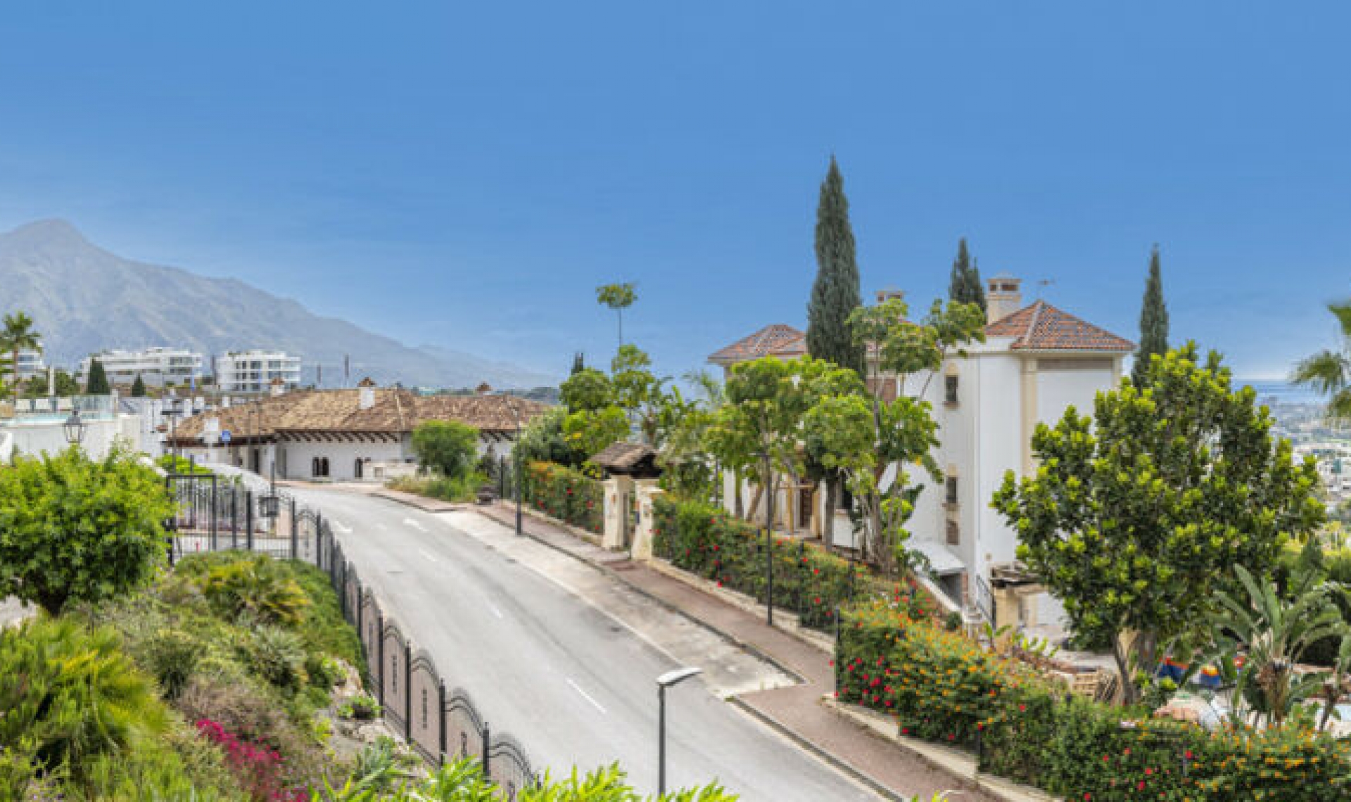 Další prodej - Apartment -
Benahavís