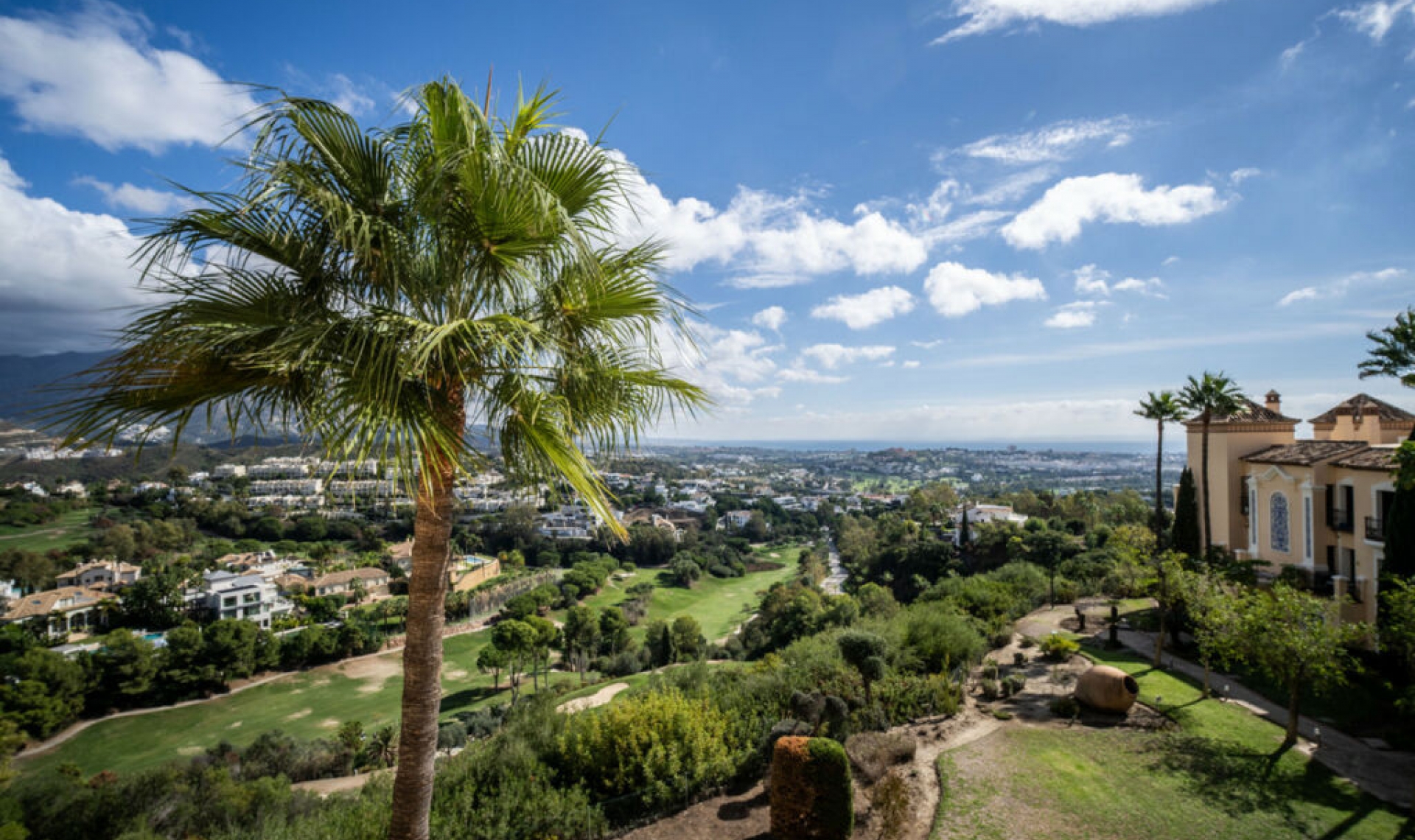 Další prodej - Apartment -
Benahavís