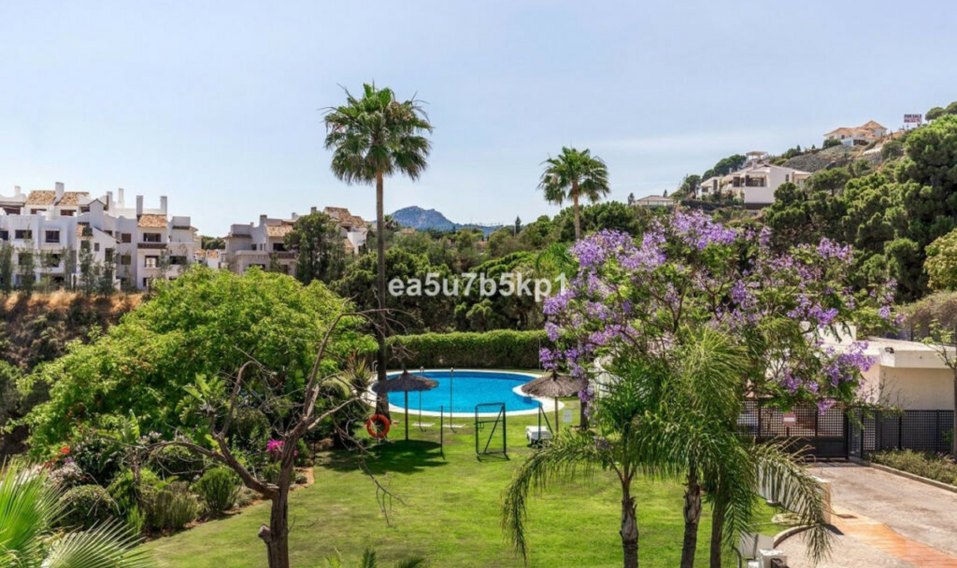 Další prodej - Apartment -
Benahavís