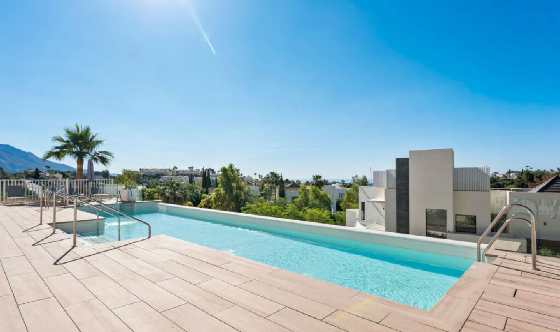 Další prodej - Apartment -
Benahavís