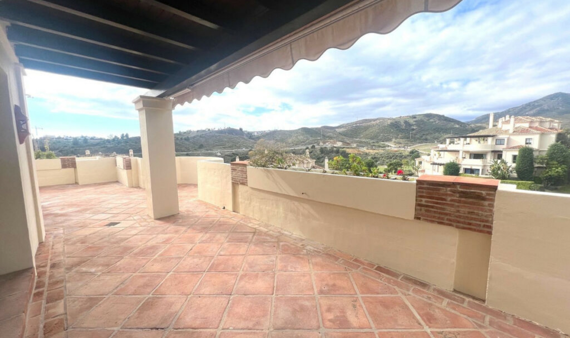 Další prodej - Apartment -
Benahavís