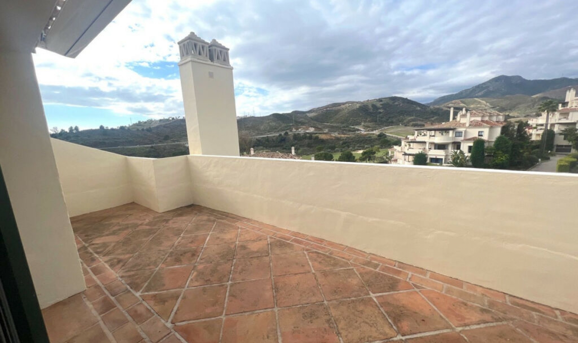 Další prodej - Apartment -
Benahavís