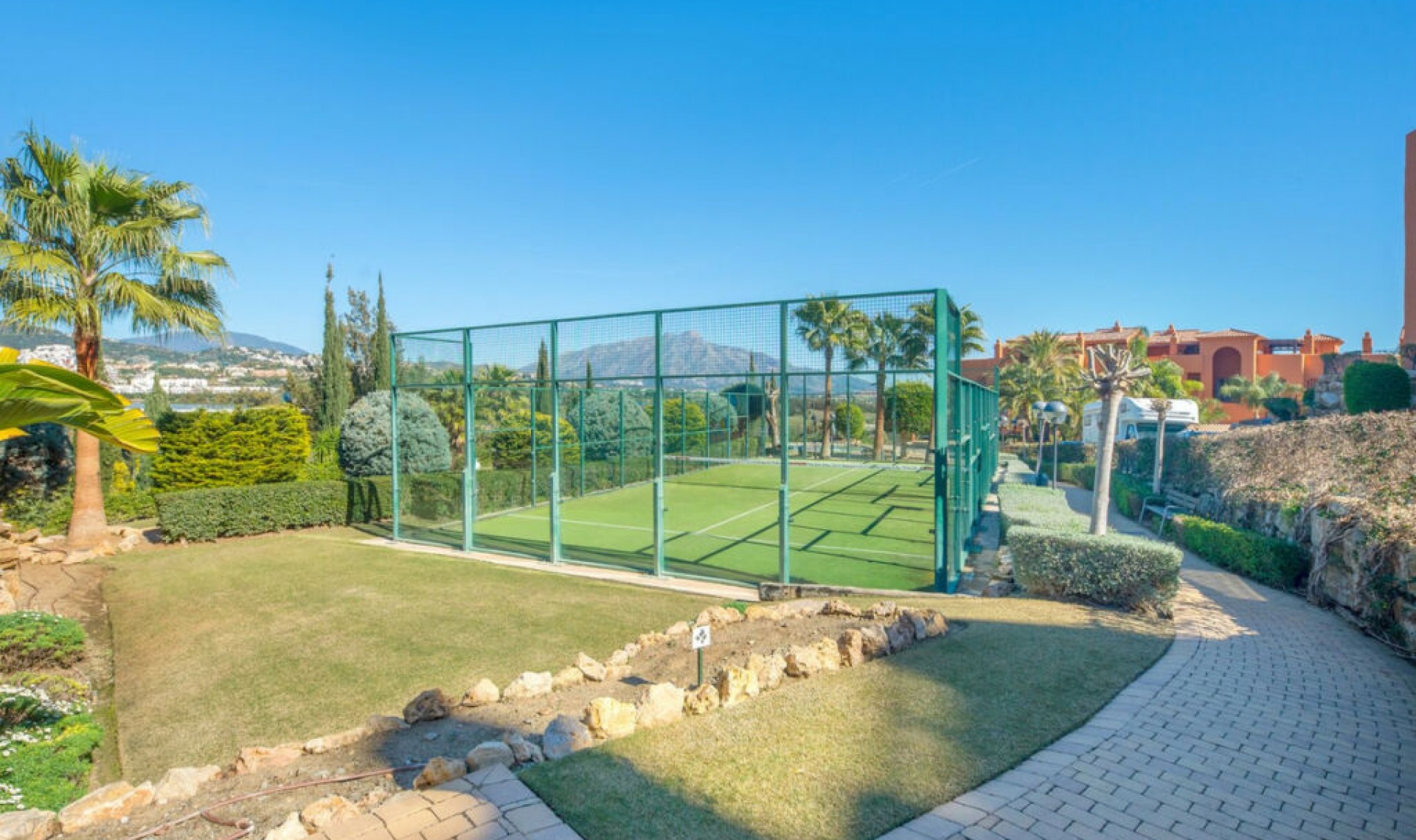 Další prodej - Apartment -
Benahavís