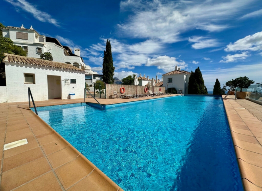 Další prodej - Apartment -
Benahavís