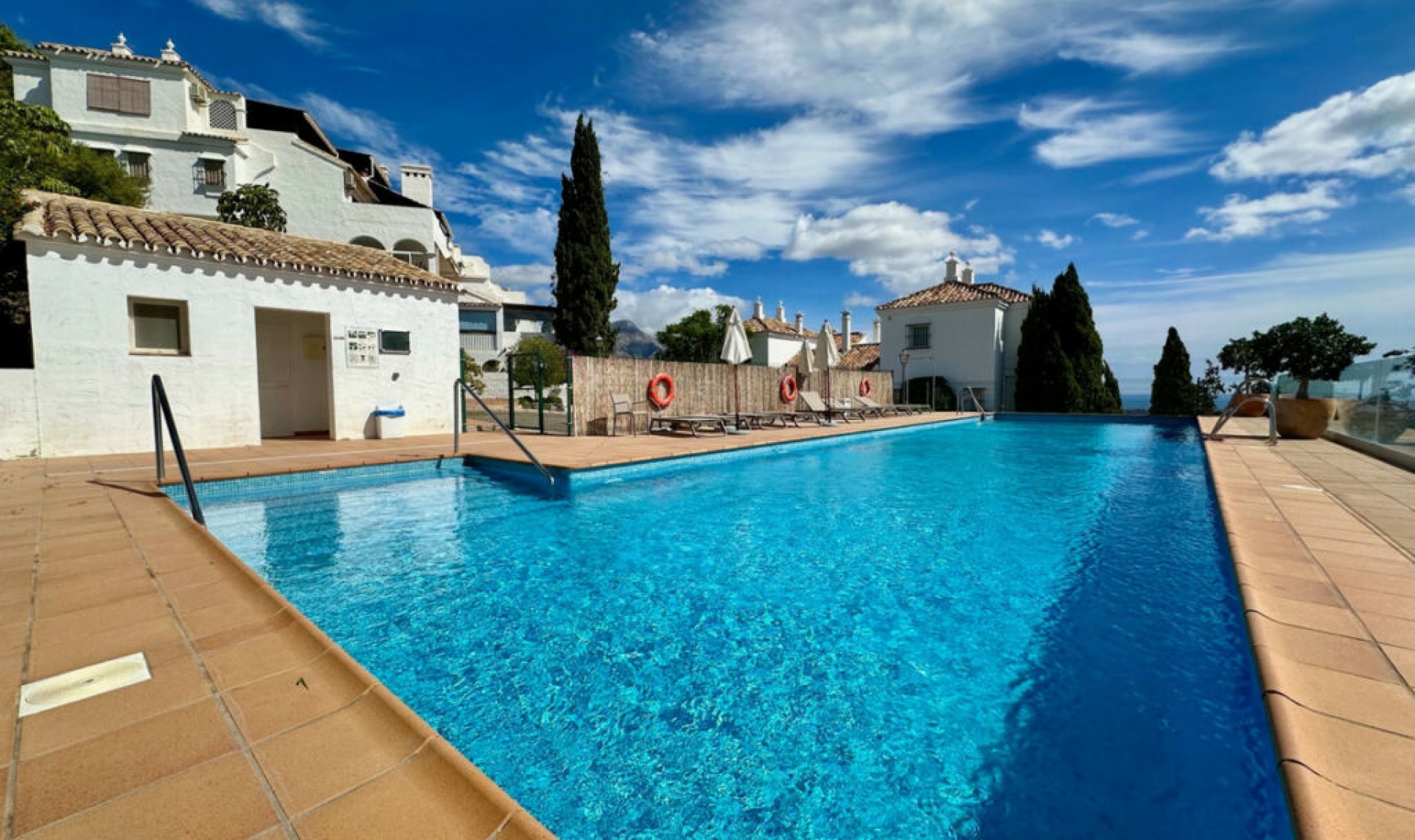 Další prodej - Apartment -
Benahavís