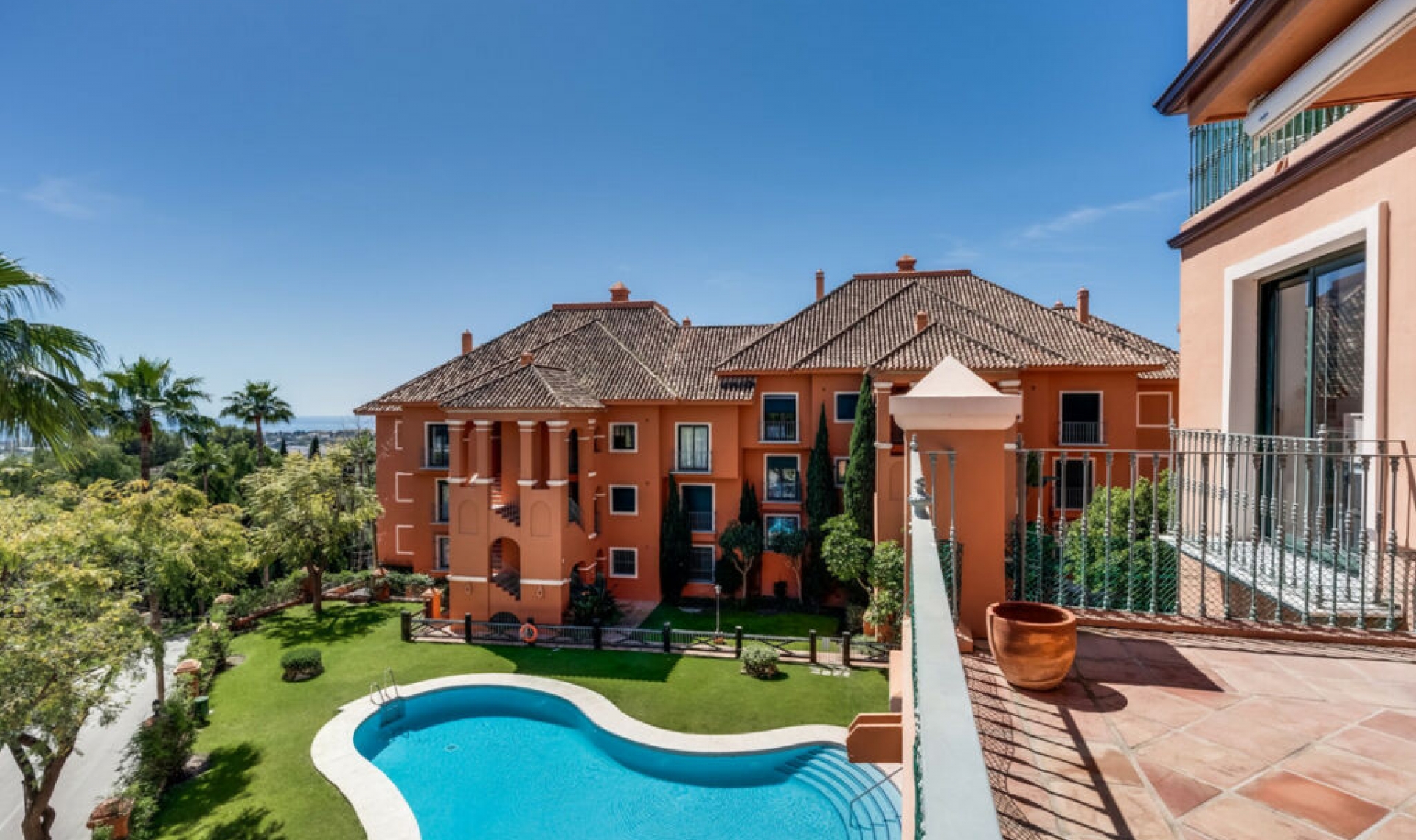 Další prodej - Apartment -
Benahavís