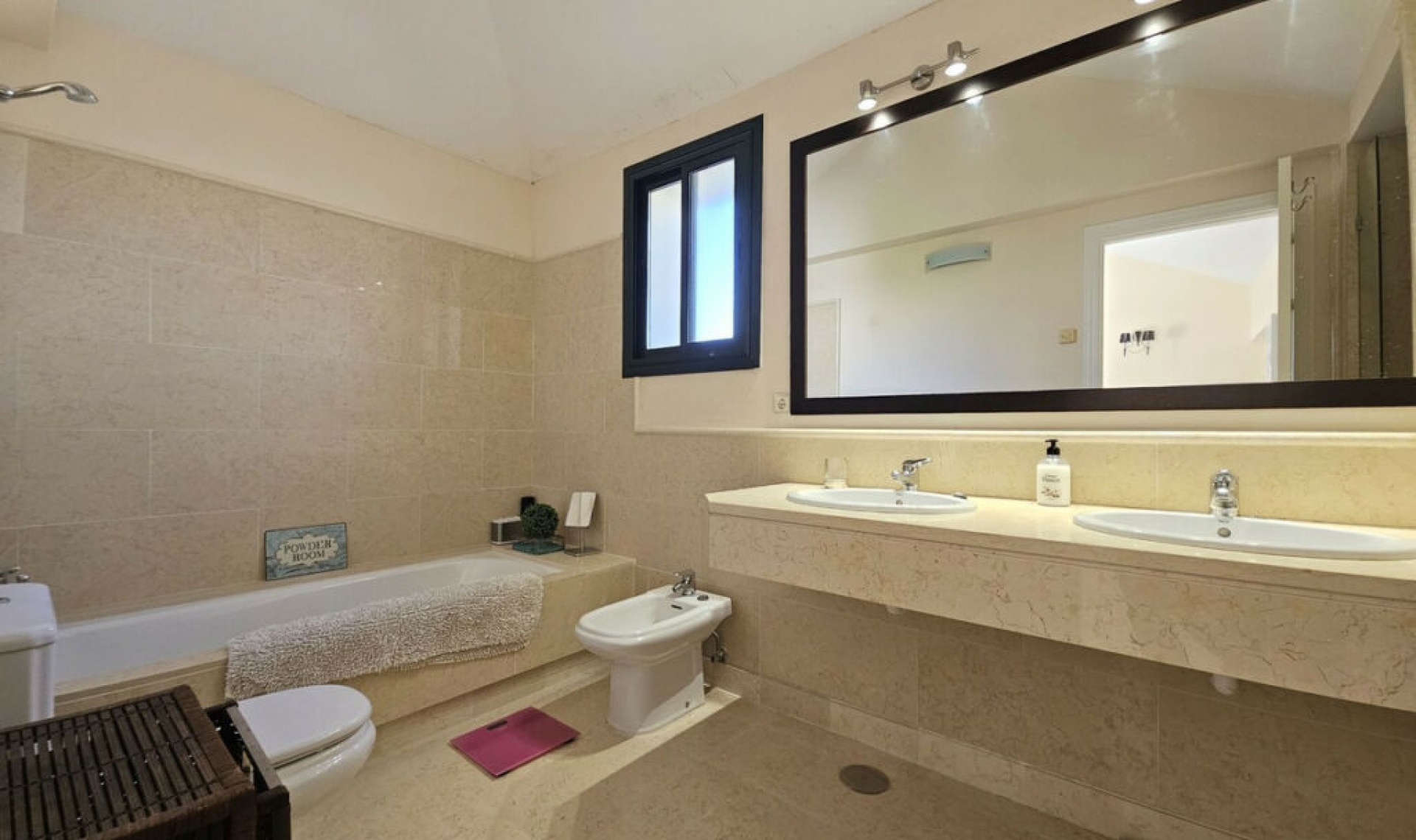 Další prodej - Apartment -
Benahavís