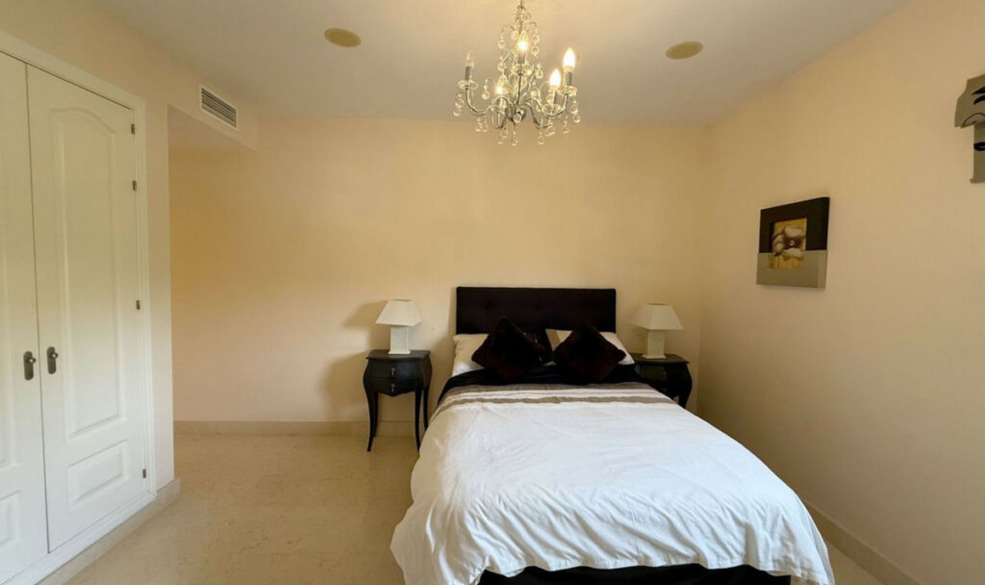 Další prodej - Apartment -
Benahavís