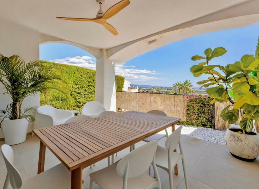 Další prodej - Apartment -
Benahavís