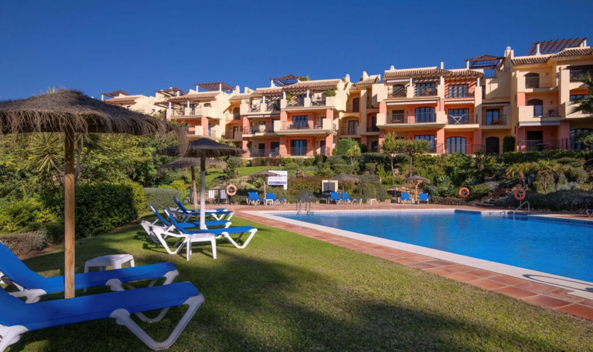Další prodej - Apartment -
Benahavís