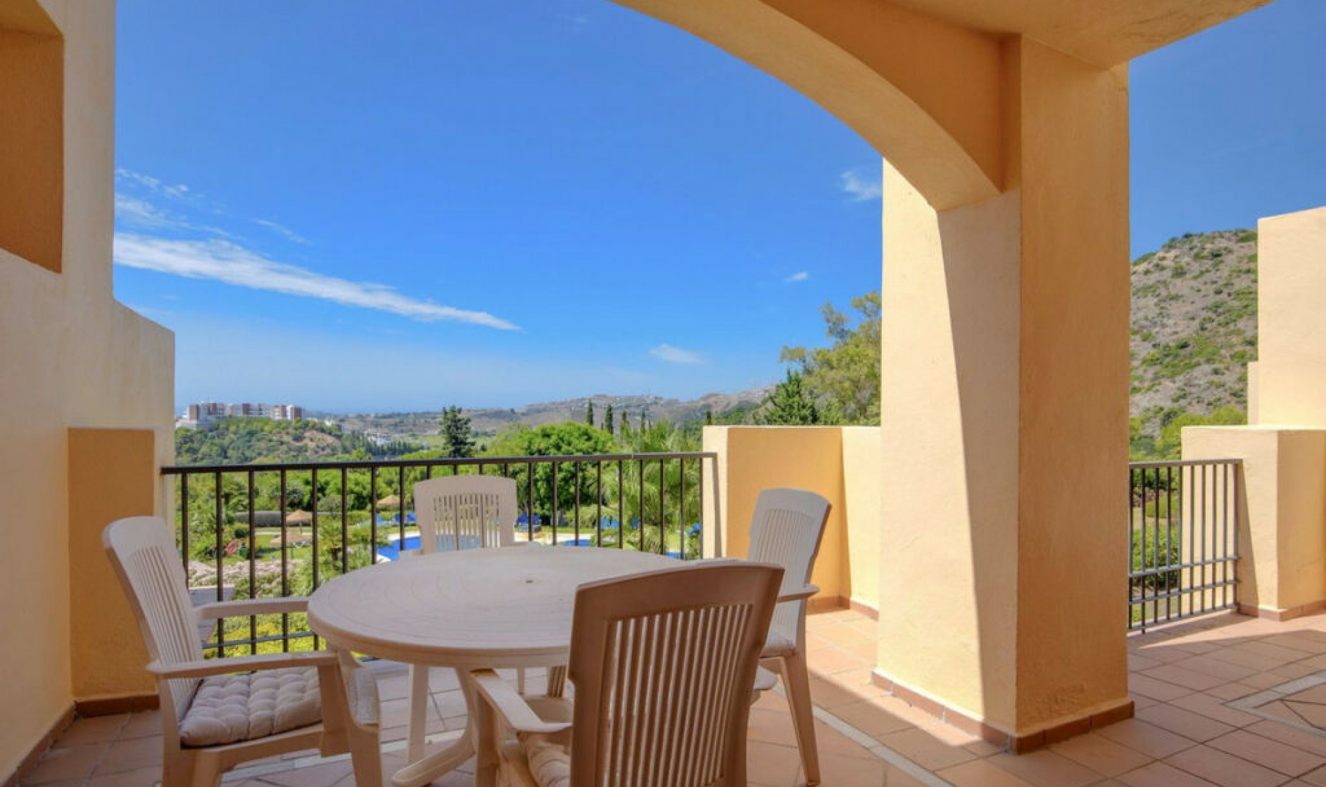 Další prodej - Apartment -
Benahavís
