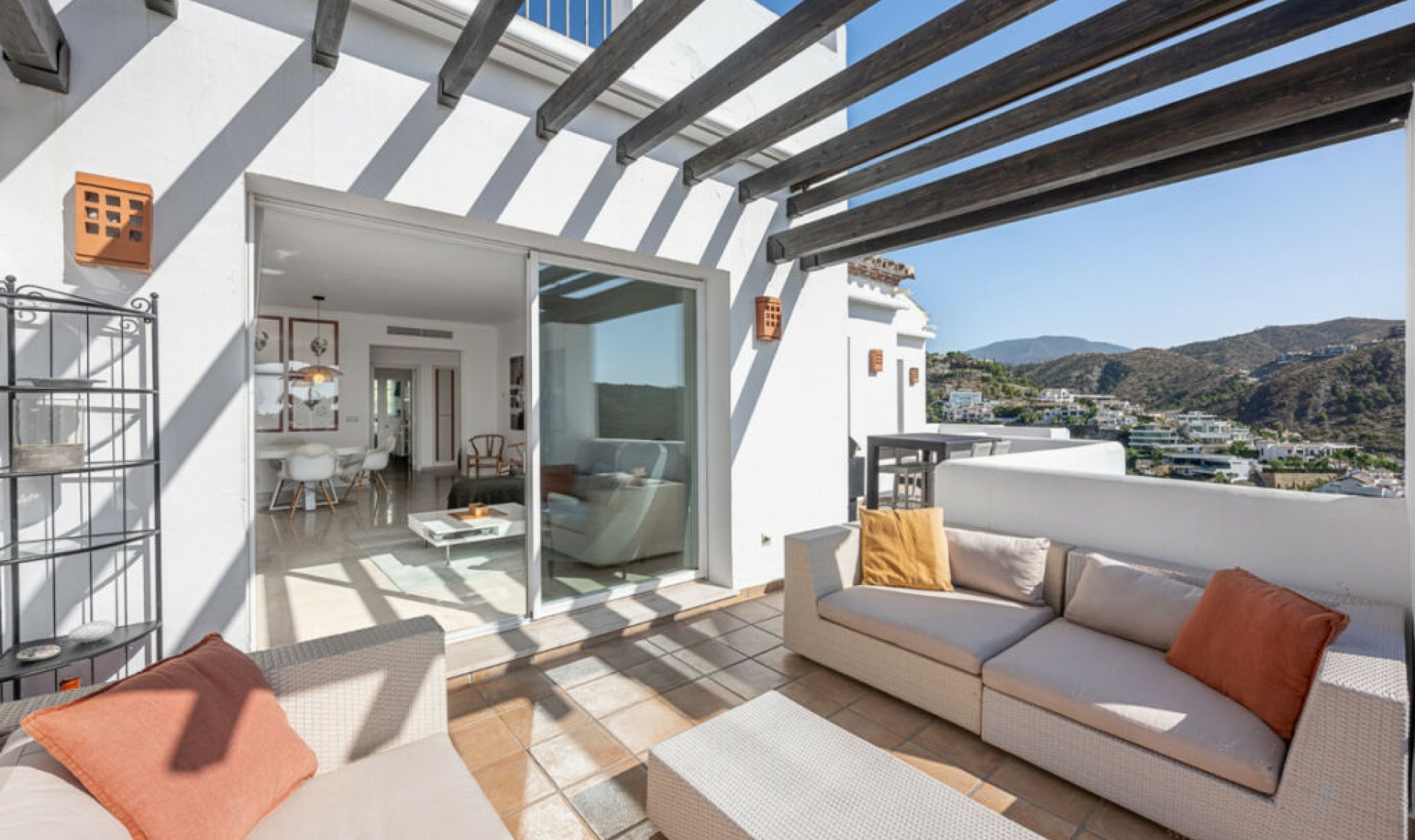Další prodej - Apartment -
Benahavís