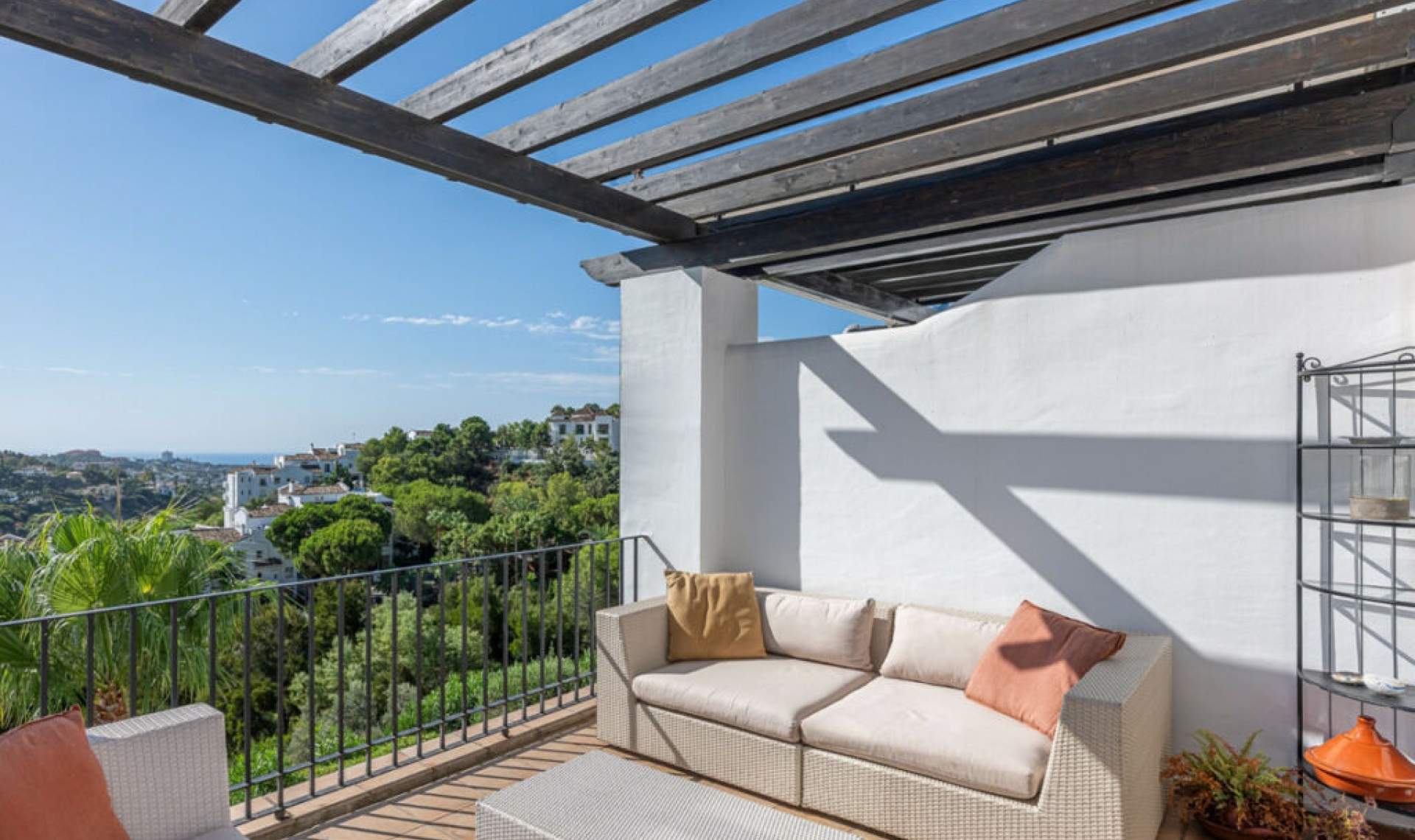 Další prodej - Apartment -
Benahavís