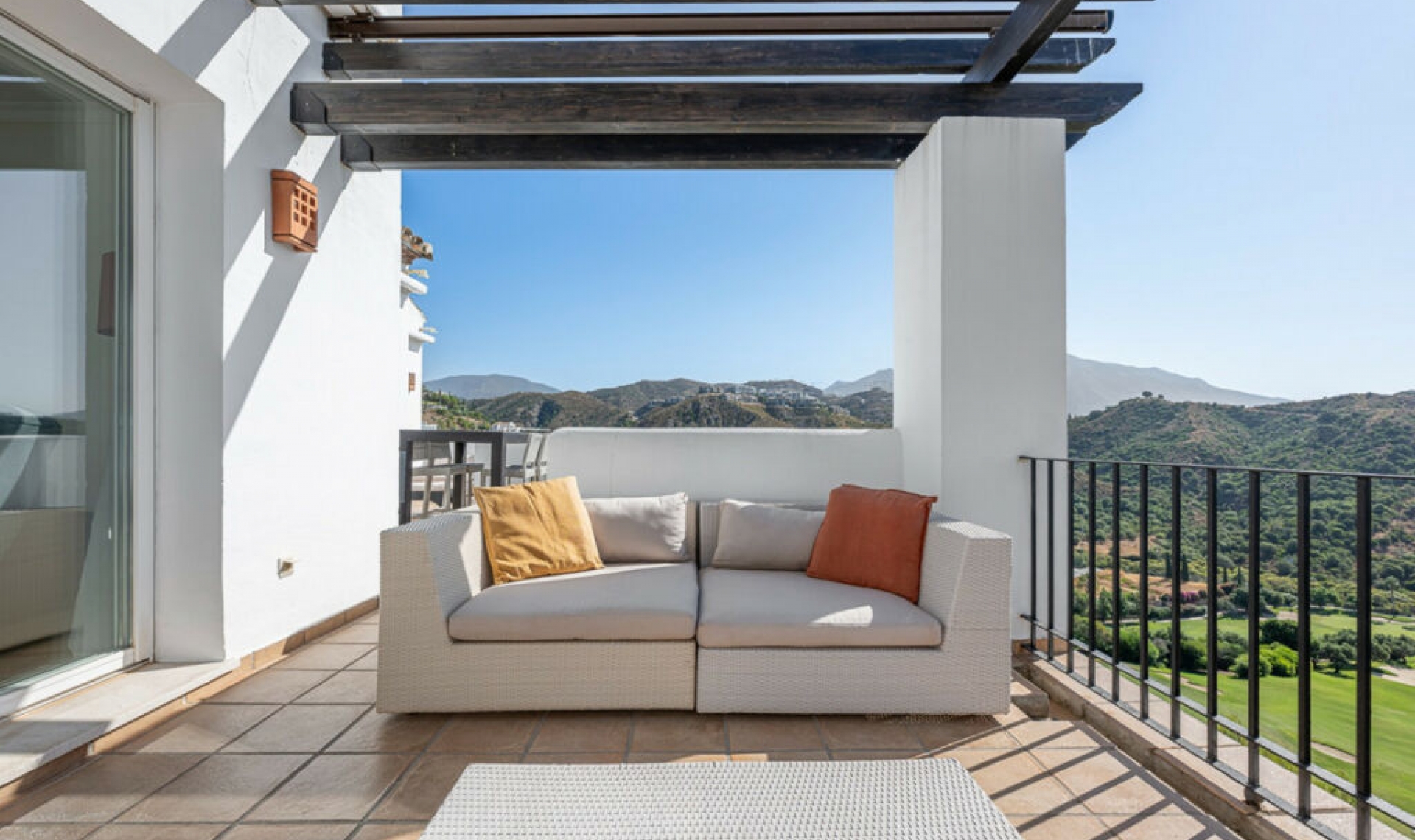 Další prodej - Apartment -
Benahavís