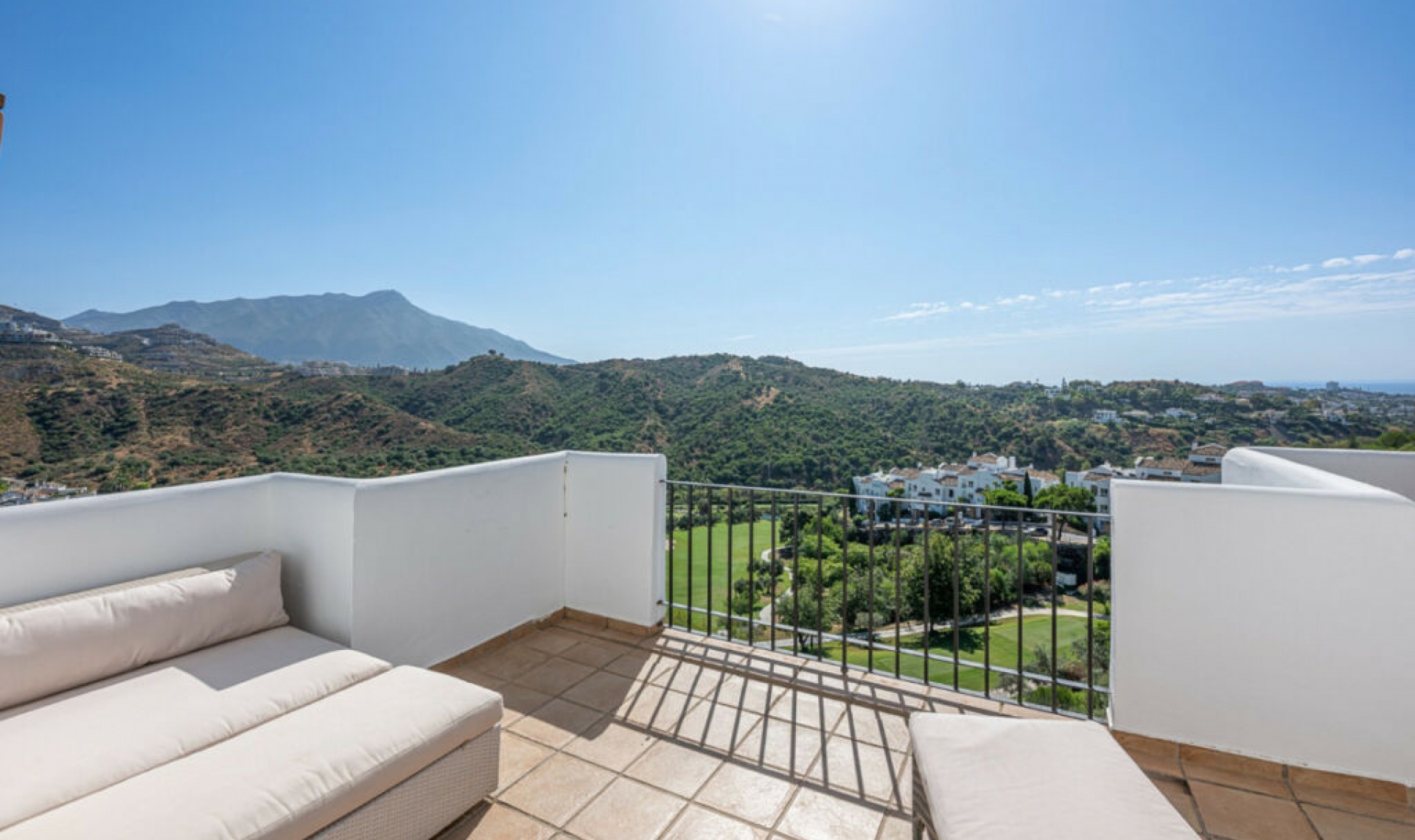 Další prodej - Apartment -
Benahavís