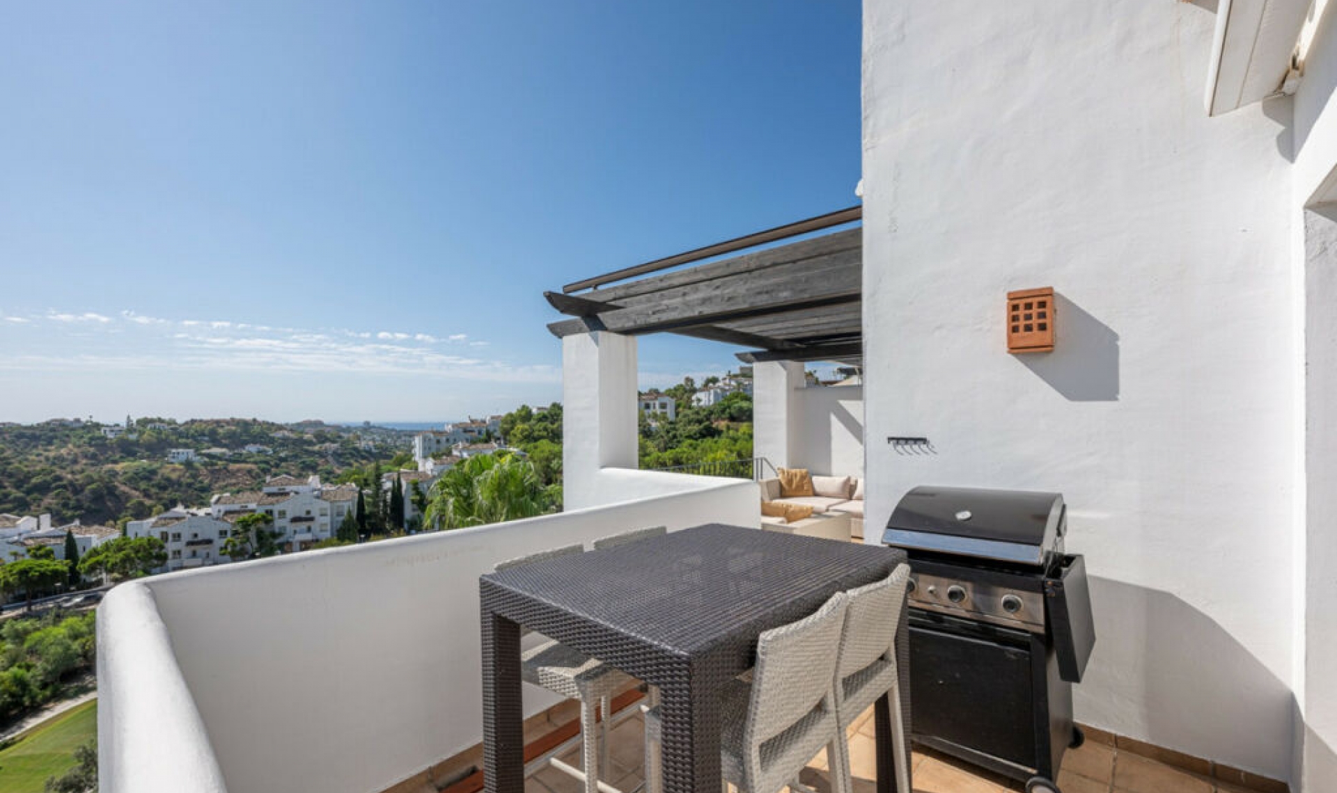 Další prodej - Apartment -
Benahavís