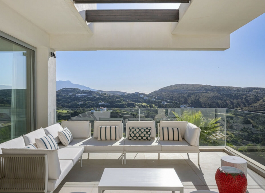 Další prodej - Apartment -
Benahavís