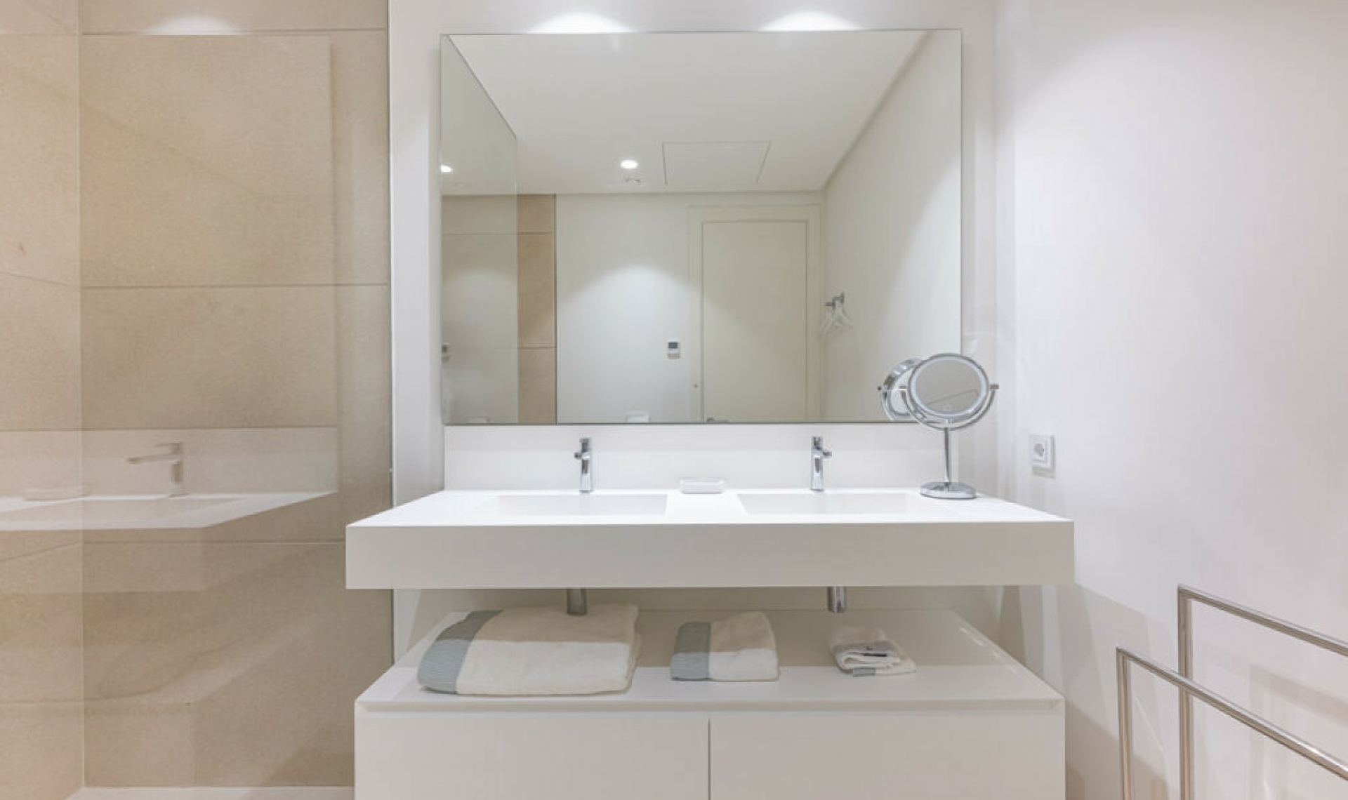 Další prodej - Apartment -
Benahavís