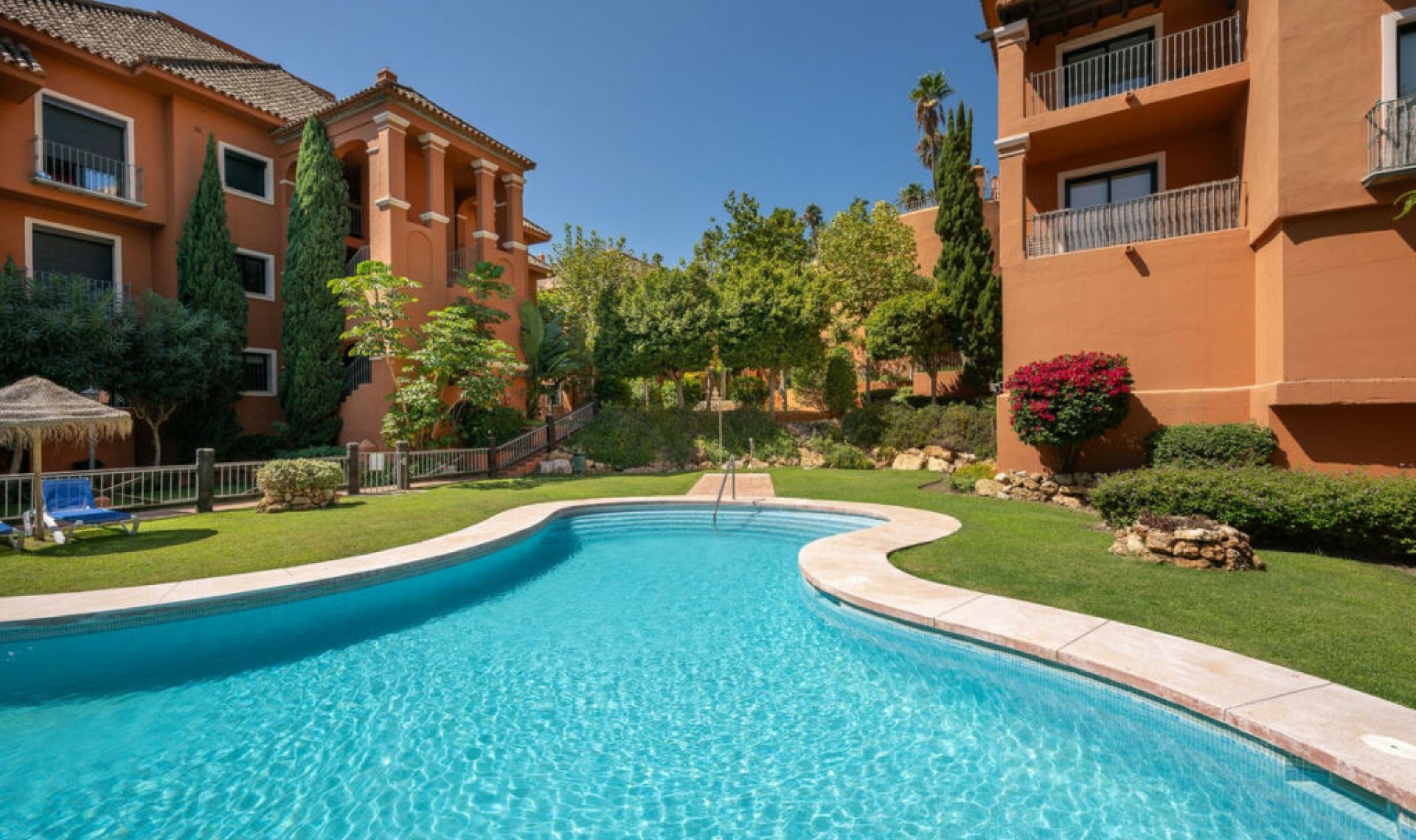 Další prodej - Apartment -
Benahavís