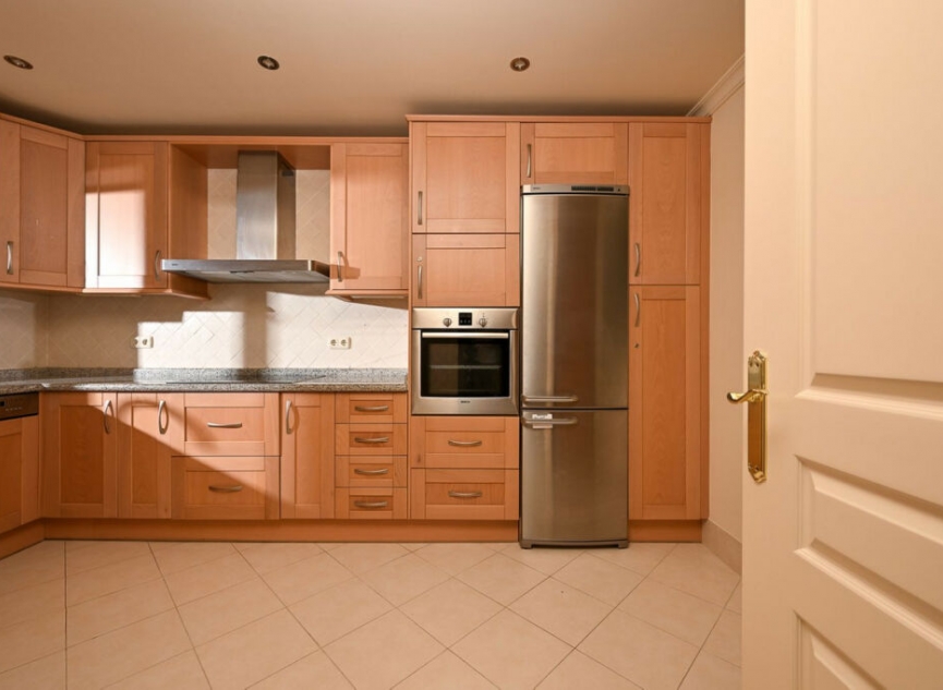 Další prodej - Apartment -
Benahavís