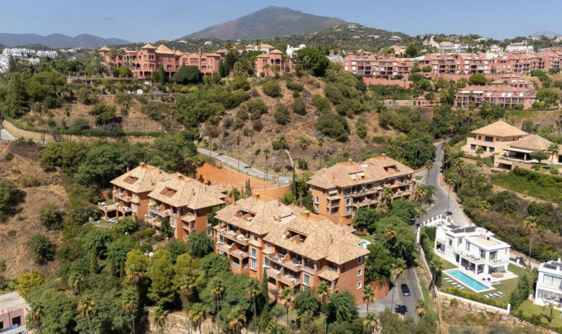 Další prodej - Apartment -
Benahavís