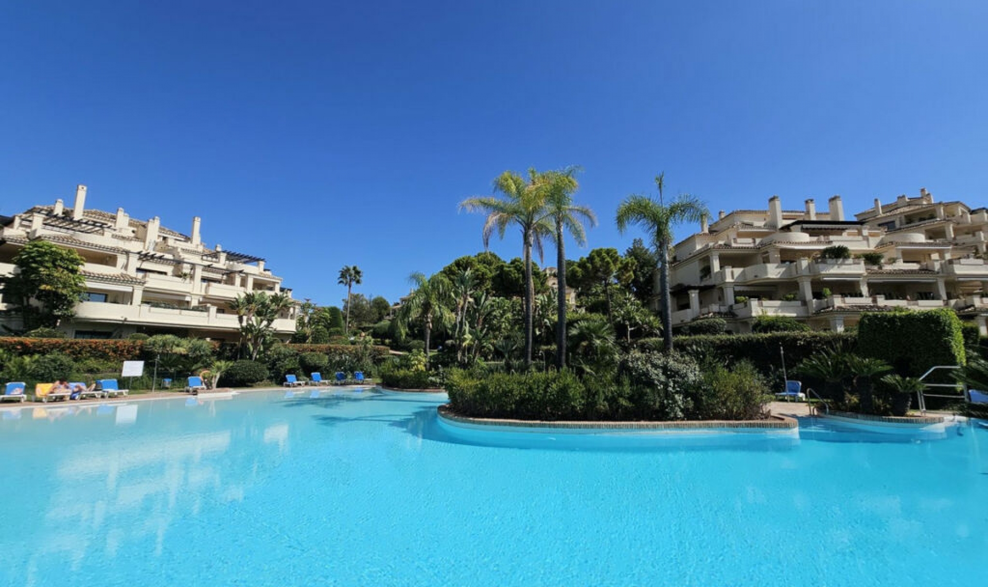 Další prodej - Apartment -
Benahavís