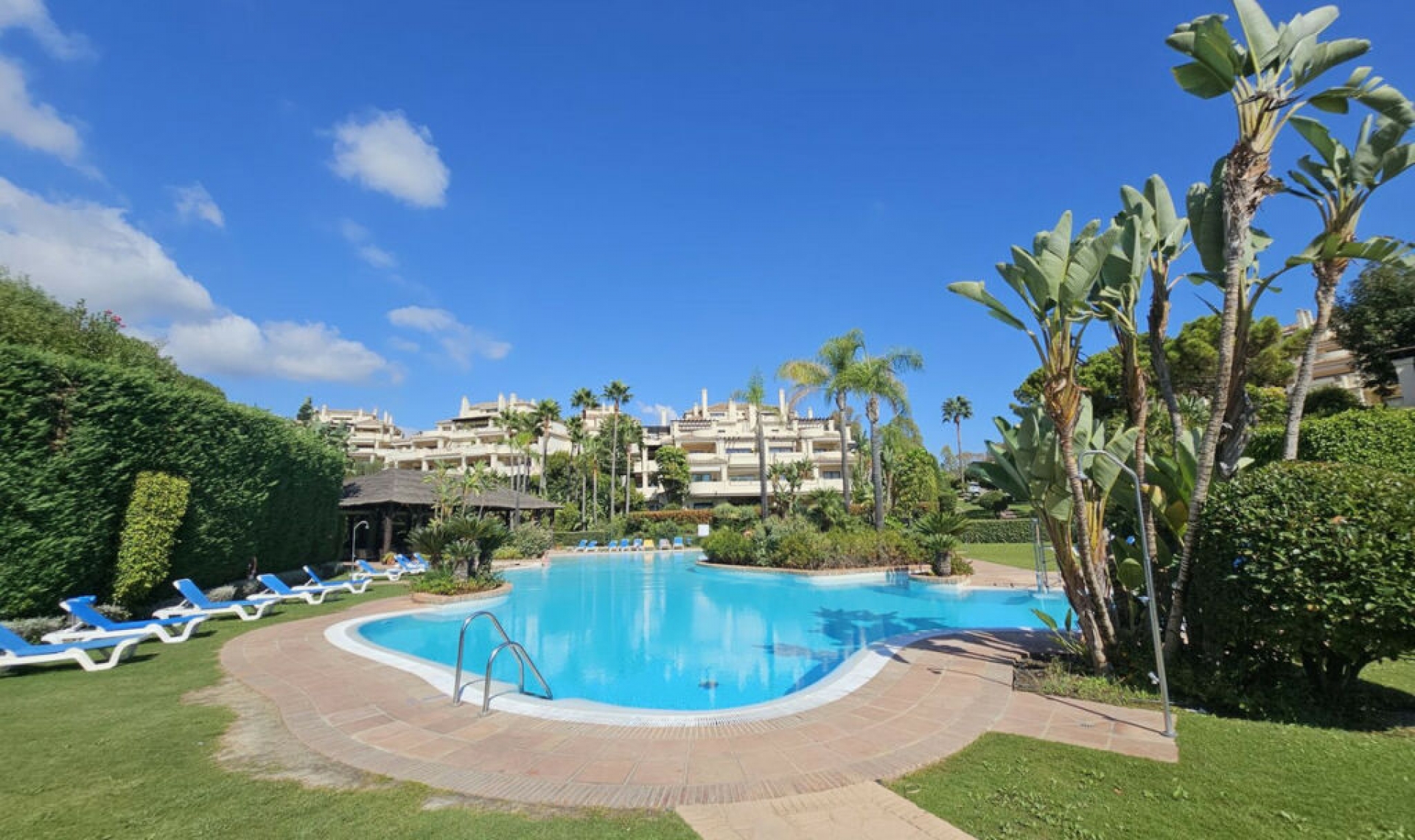 Další prodej - Apartment -
Benahavís