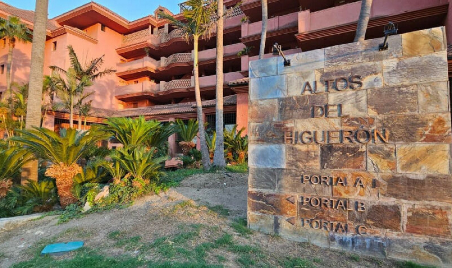 Další prodej - Apartment -
Benalmadena