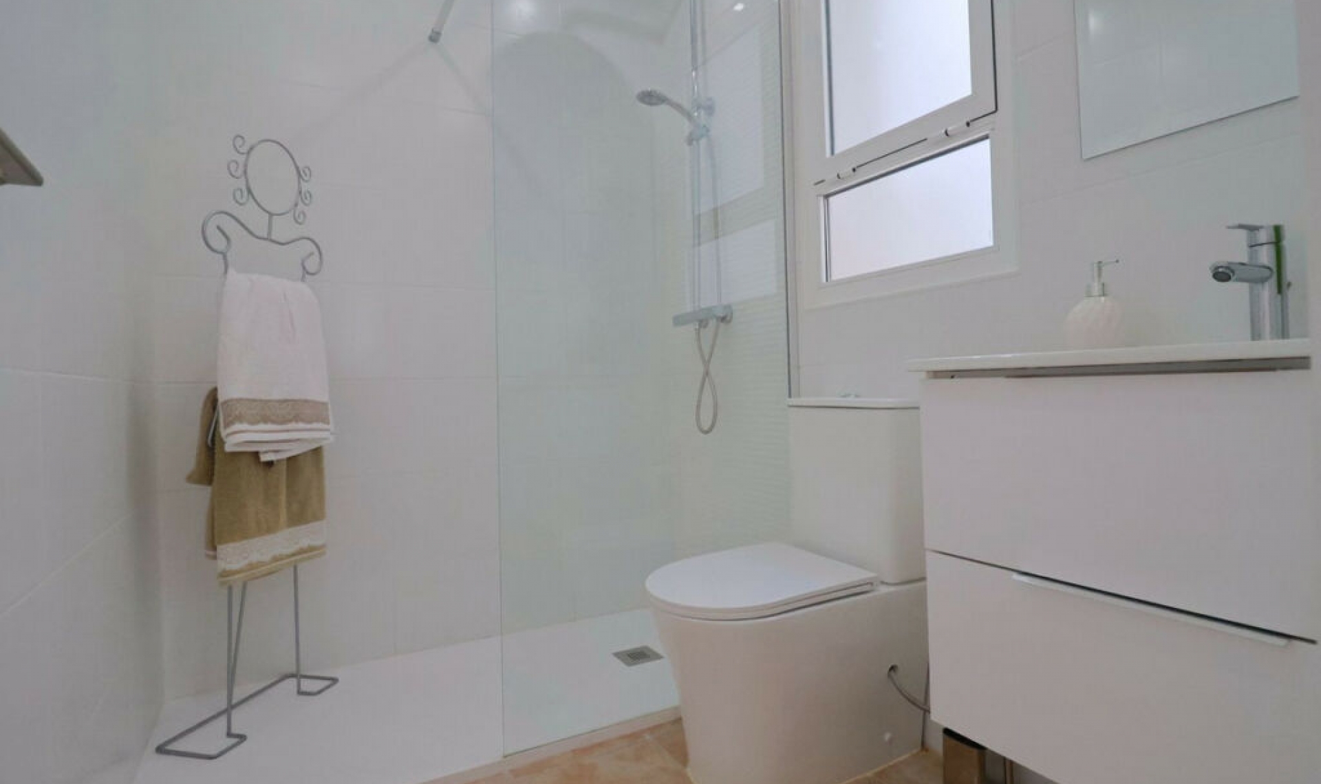 Další prodej - Apartment -
Benavista