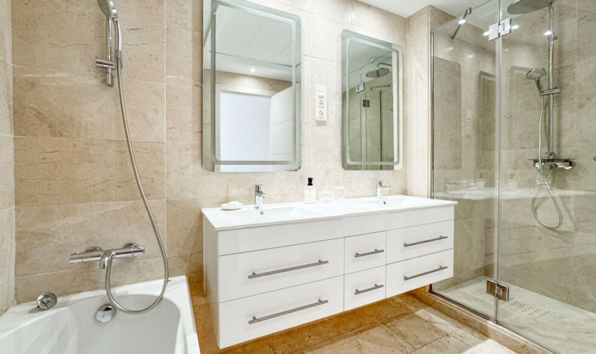Další prodej - Apartment -
Casares Playa