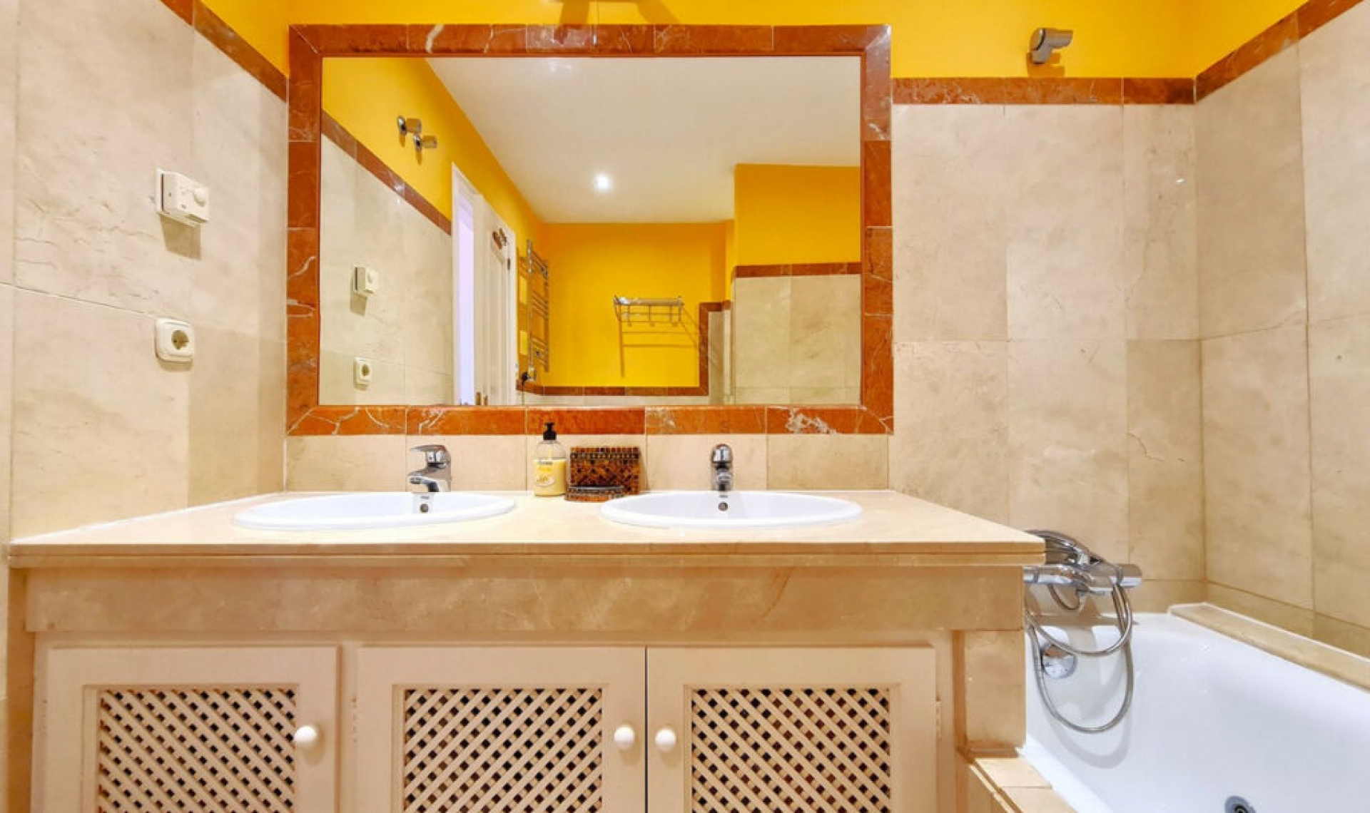 Další prodej - Apartment -
Casares Playa