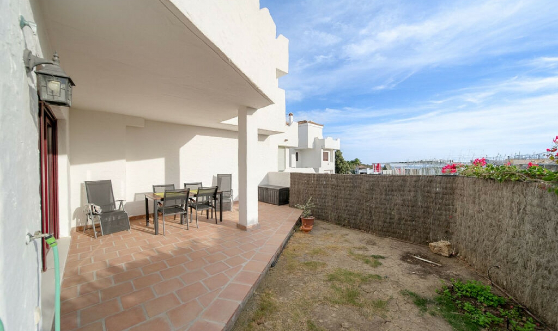 Další prodej - Apartment -
Casares Playa