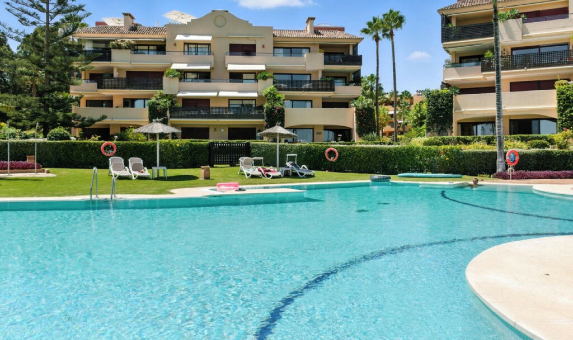 Další prodej - Apartment -
Costalita