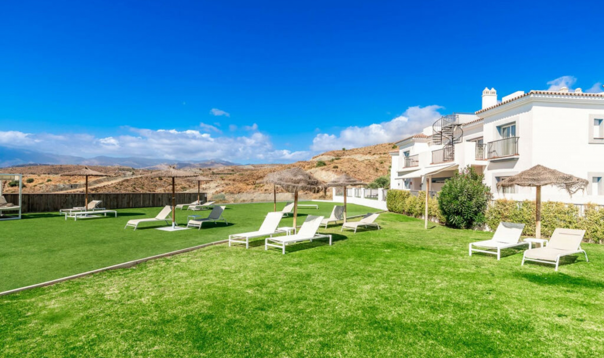 Další prodej - Apartment -
El Paraiso