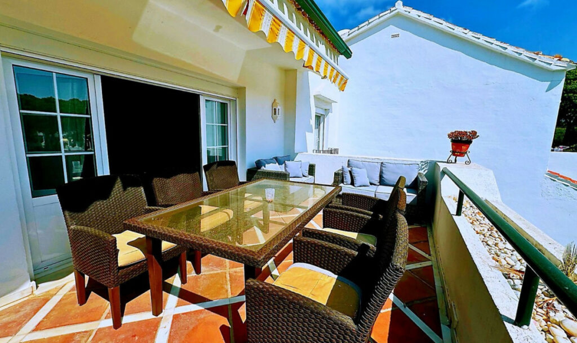 Další prodej - Apartment -
El Presidente