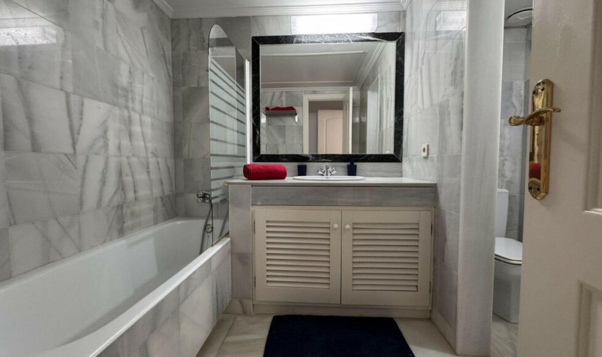 Další prodej - Apartment -
El Presidente